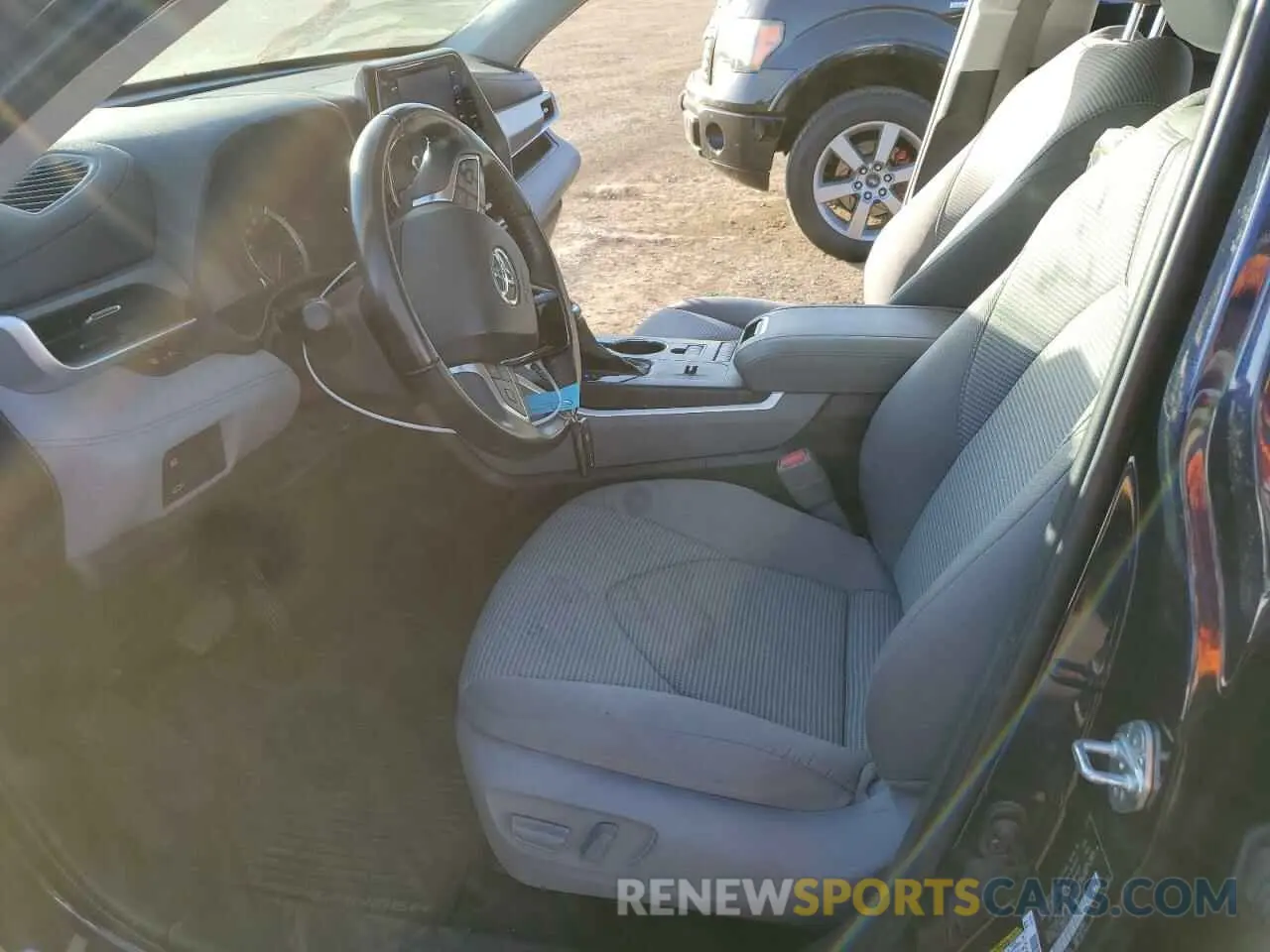 7 fotografías del automóvil dañado 5TDZZRAH9LS512217 TOYOTA HIGHLANDER 2020