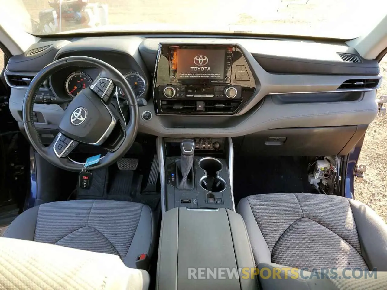 8 fotografías del automóvil dañado 5TDZZRAH9LS512217 TOYOTA HIGHLANDER 2020