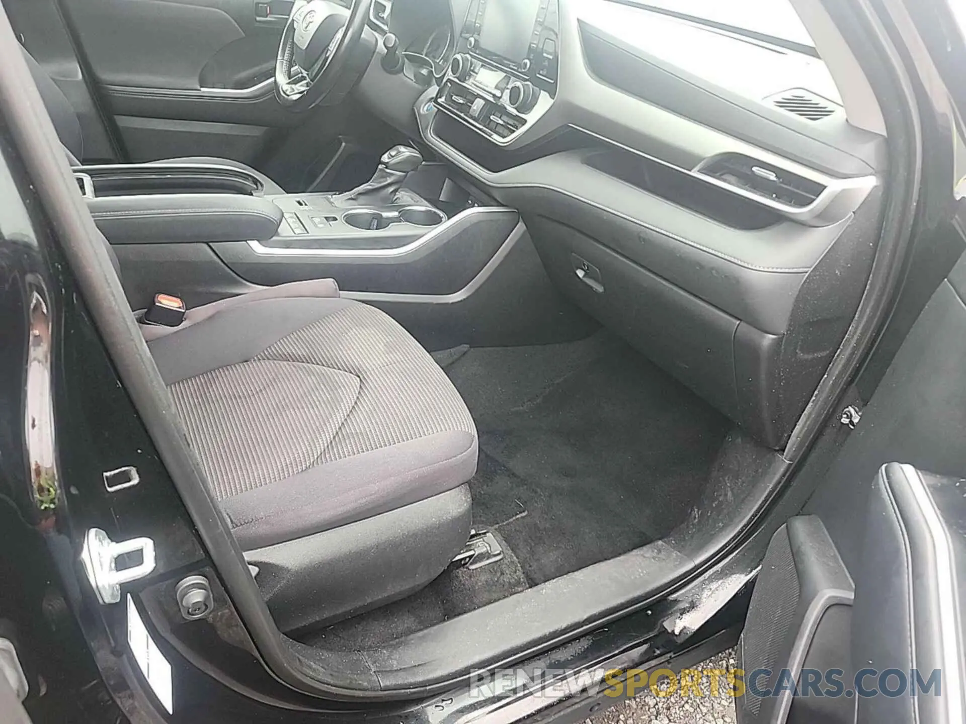 14 fotografías del automóvil dañado 5TDBBRCH2MS051284 TOYOTA HIGHLANDER 2021