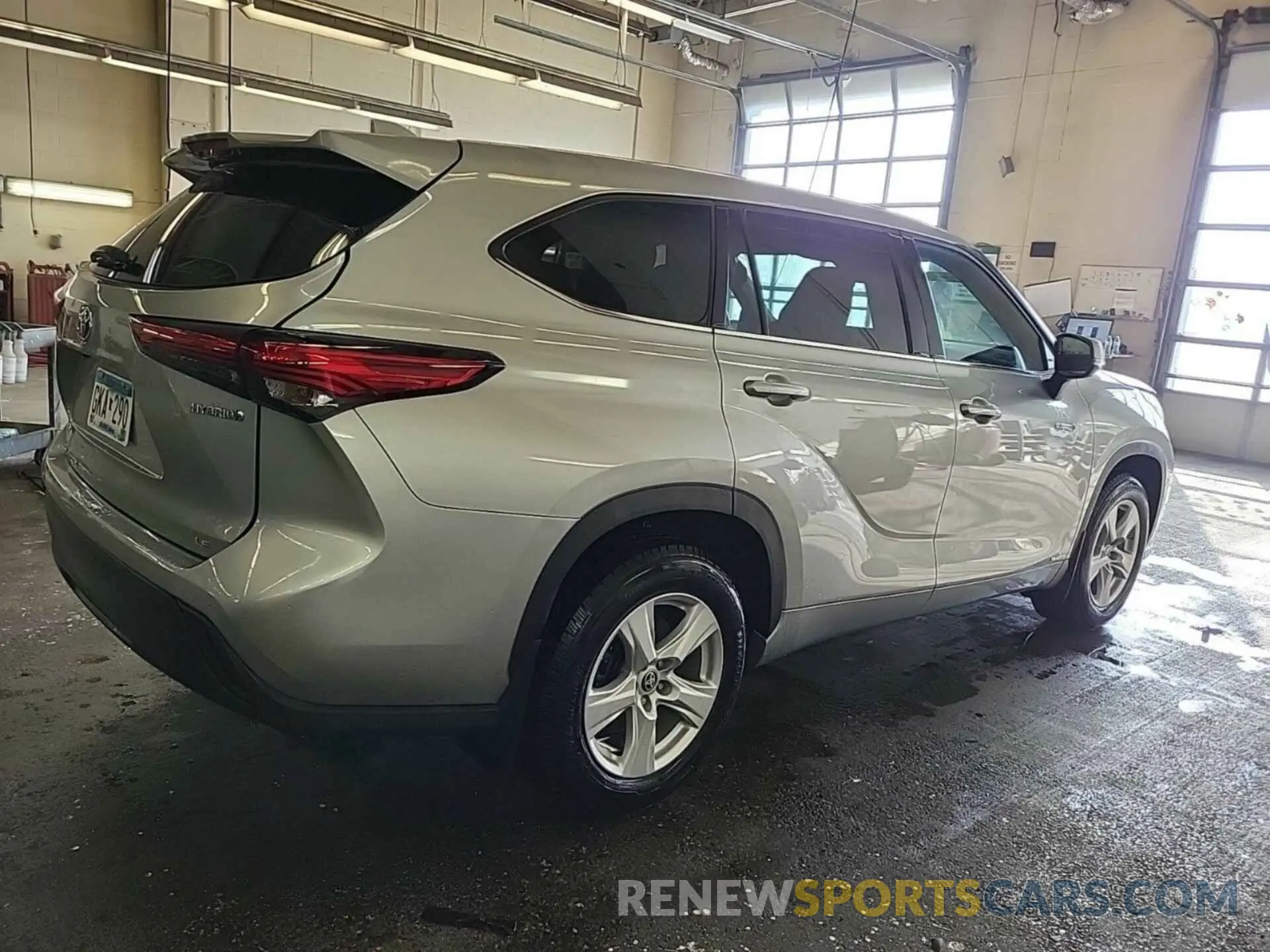 19 fotografías del automóvil dañado 5TDBBRCH3MS051102 TOYOTA HIGHLANDER 2021