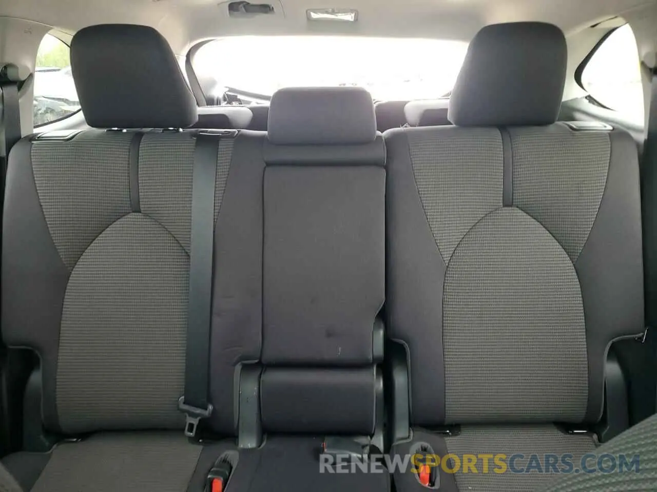 10 fotografías del automóvil dañado 5TDBZRBH0MS138565 TOYOTA HIGHLANDER 2021