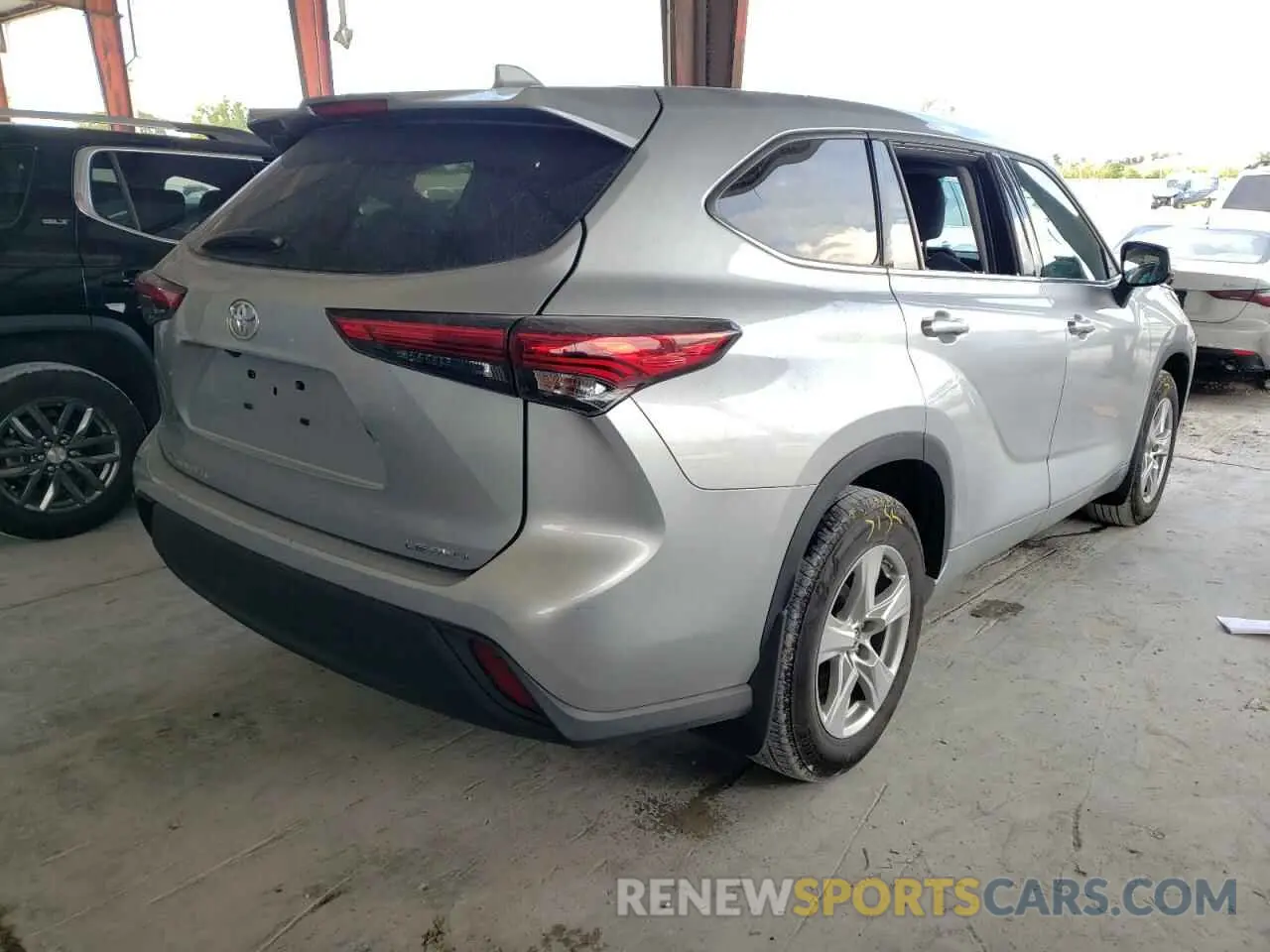 4 fotografías del automóvil dañado 5TDBZRBH2MS076182 TOYOTA HIGHLANDER 2021