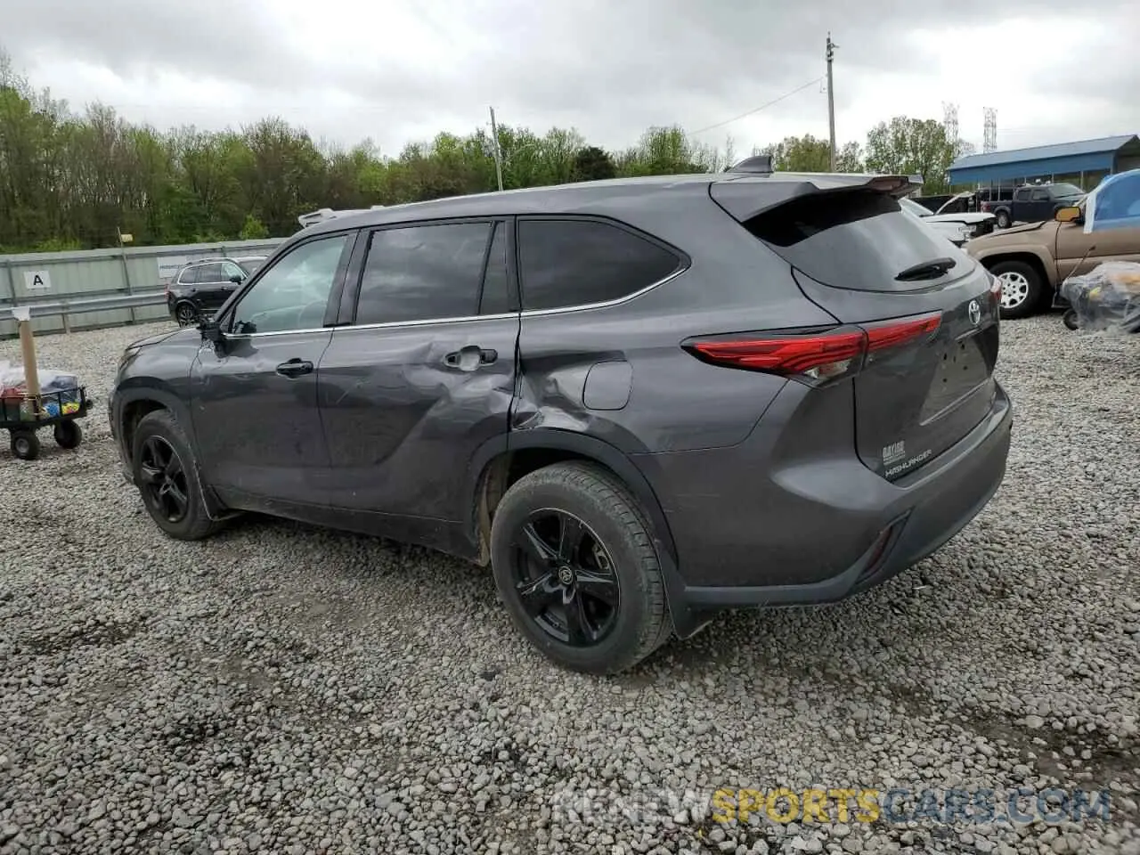 2 fotografías del automóvil dañado 5TDBZRBH3MS125597 TOYOTA HIGHLANDER 2021
