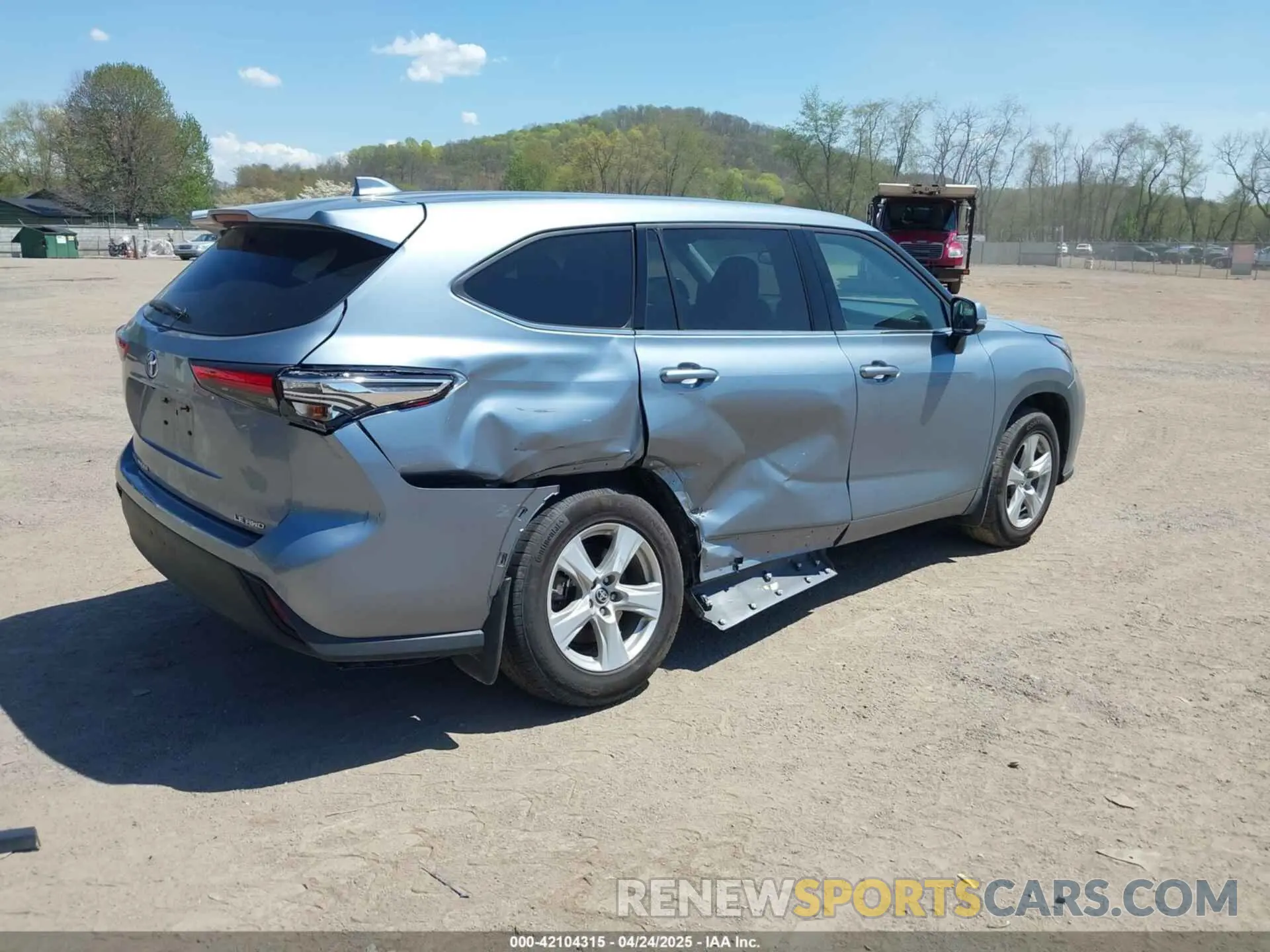 4 fotografías del automóvil dañado 5TDBZRBH6MS082566 TOYOTA HIGHLANDER 2021