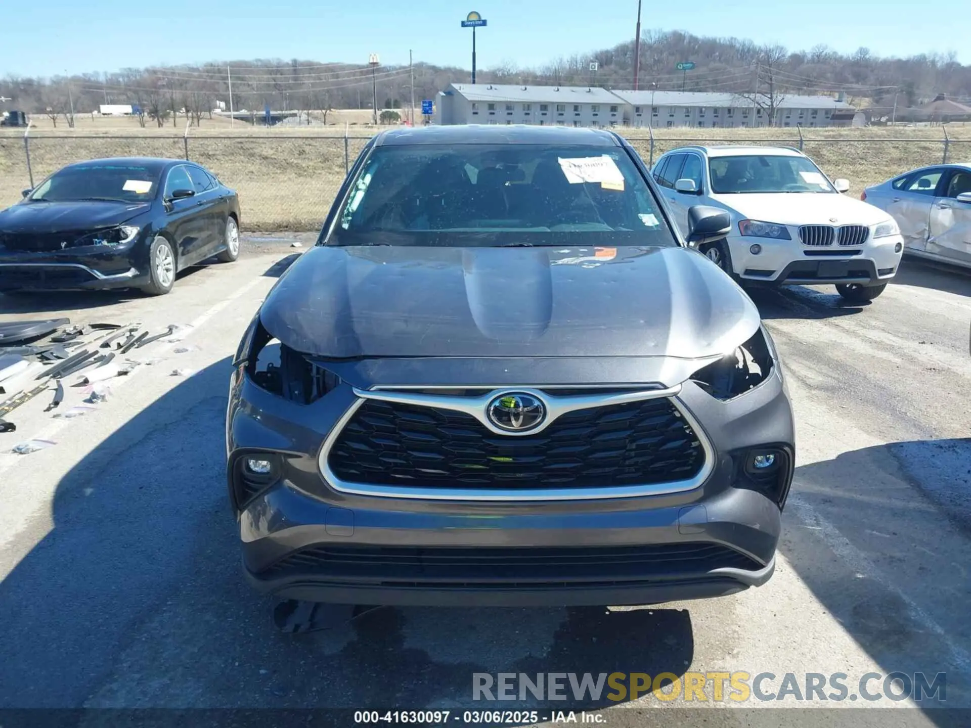 13 fotografías del automóvil dañado 5TDBZRBH7MS544245 TOYOTA HIGHLANDER 2021