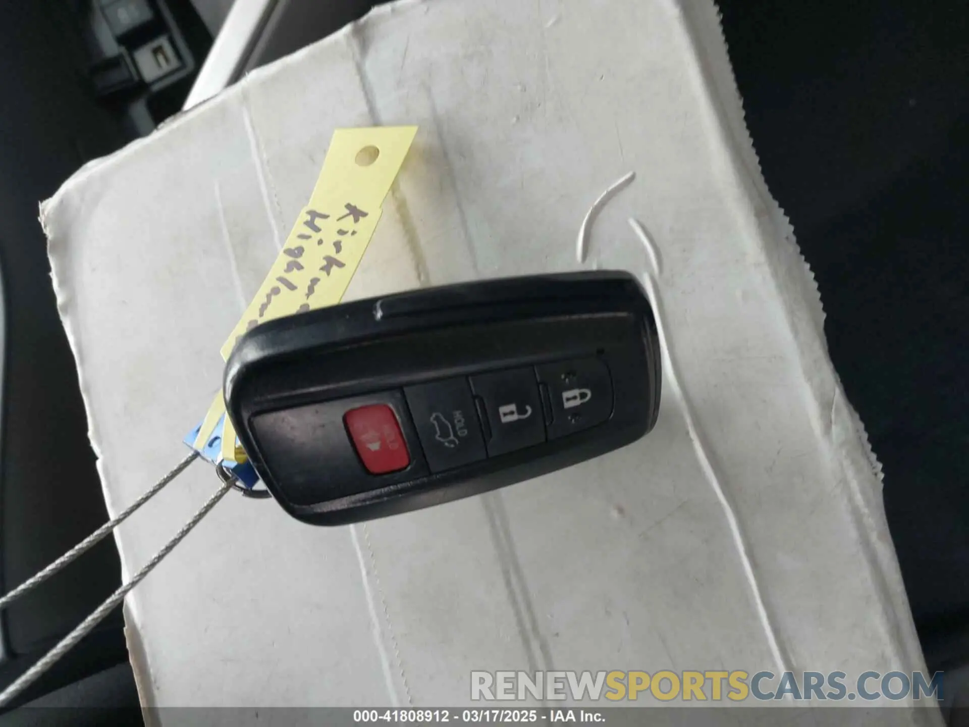 11 fotografías del automóvil dañado 5TDBZRBH9MS110697 TOYOTA HIGHLANDER 2021