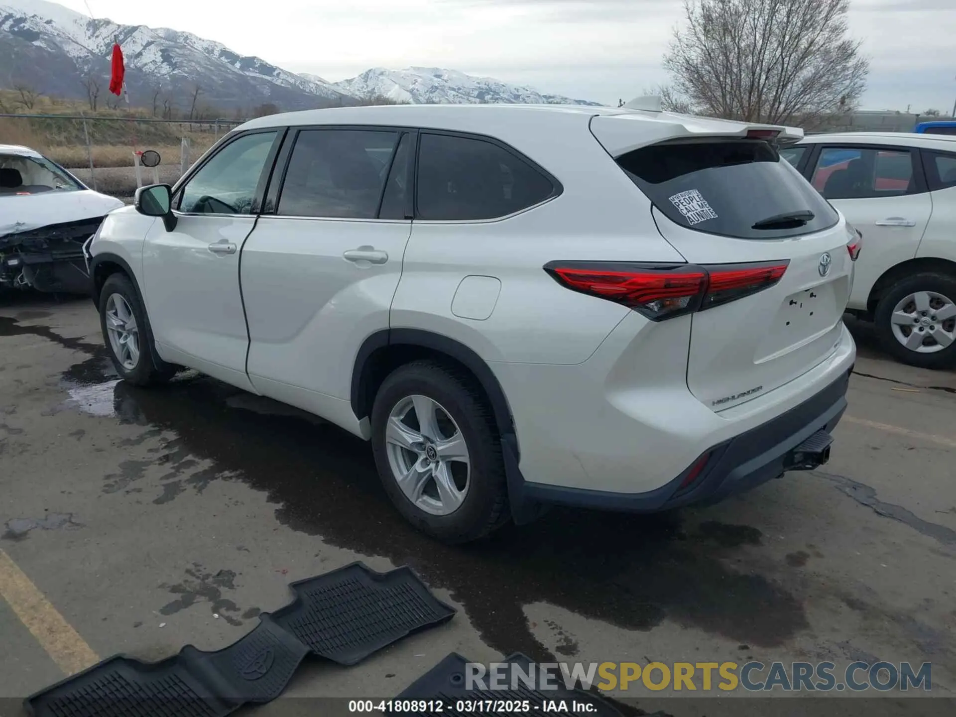 3 fotografías del automóvil dañado 5TDBZRBH9MS110697 TOYOTA HIGHLANDER 2021