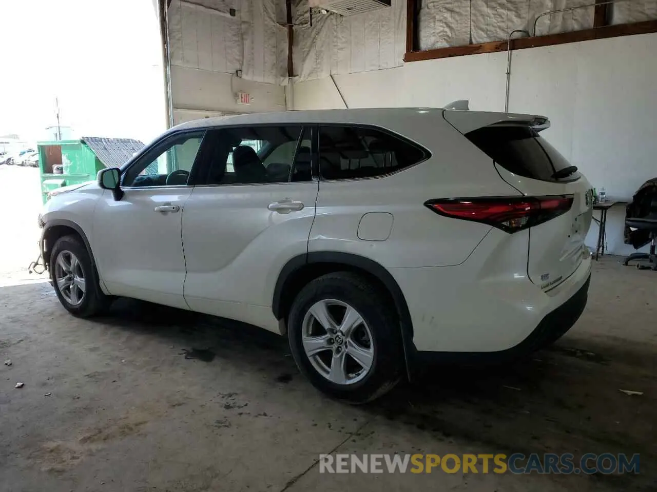 2 fotografías del automóvil dañado 5TDBZRBHXMS532381 TOYOTA HIGHLANDER 2021