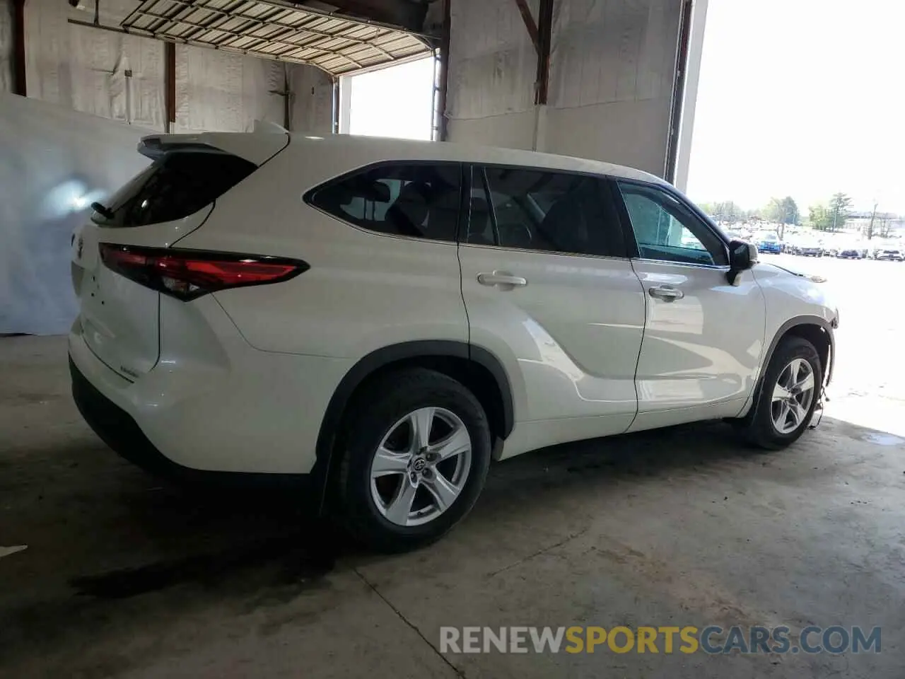 3 fotografías del automóvil dañado 5TDBZRBHXMS532381 TOYOTA HIGHLANDER 2021