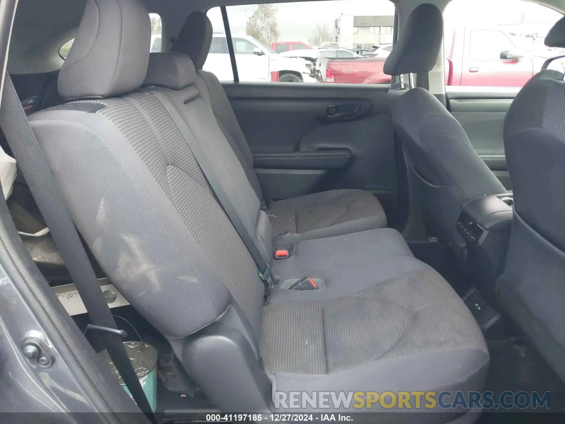 8 fotografías del automóvil dañado 5TDCZRAH0MS033644 TOYOTA HIGHLANDER 2021