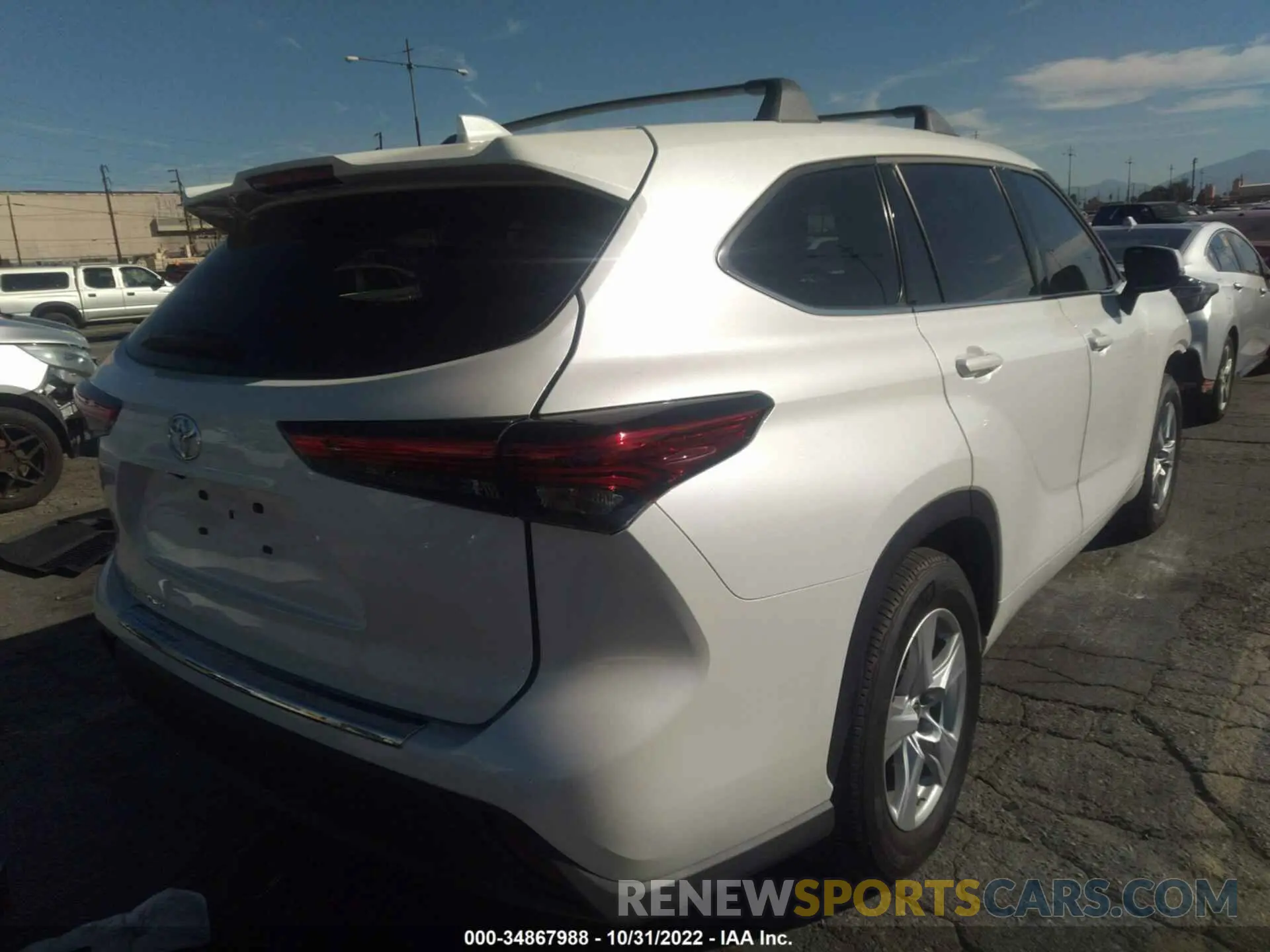 4 fotografías del automóvil dañado 5TDCZRAH1MS072940 TOYOTA HIGHLANDER 2021