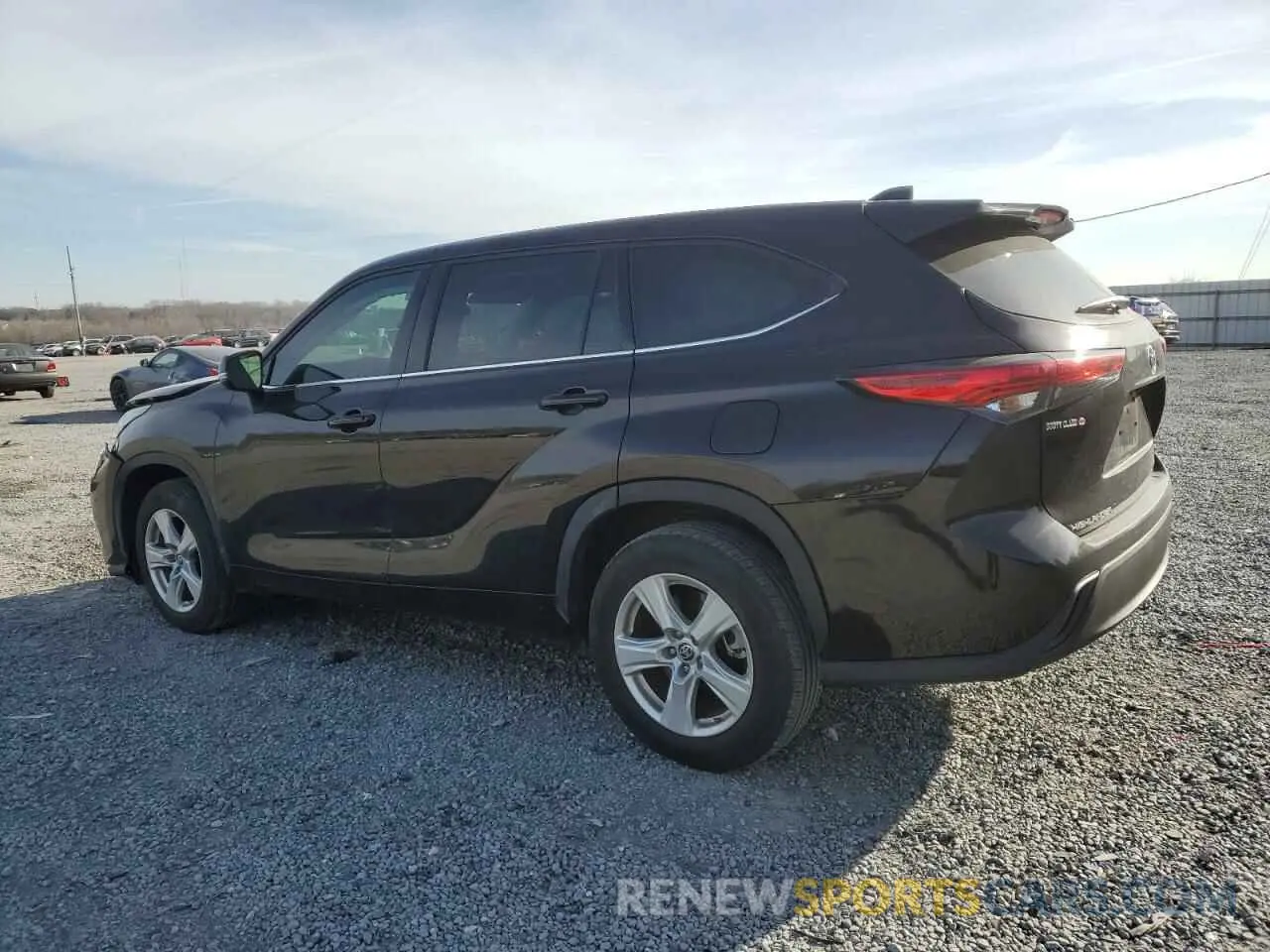 2 fotografías del automóvil dañado 5TDCZRAH1MS081038 TOYOTA HIGHLANDER 2021