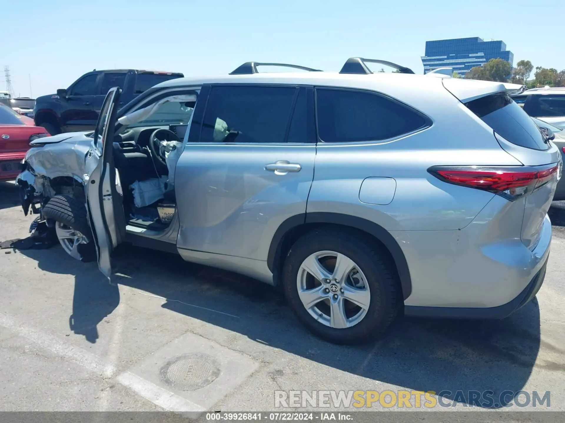 14 fotografías del automóvil dañado 5TDCZRAH2MS523518 TOYOTA HIGHLANDER 2021