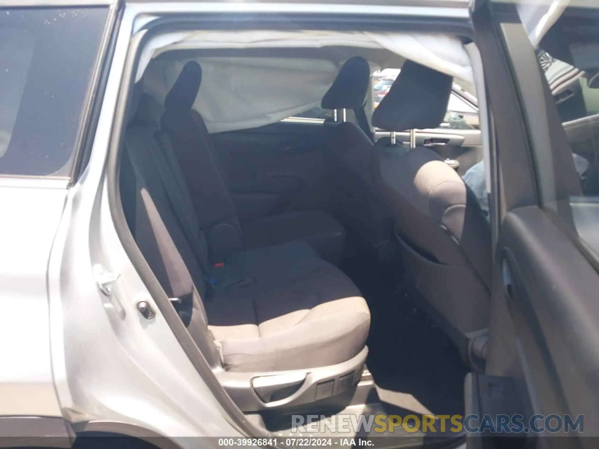 8 fotografías del automóvil dañado 5TDCZRAH2MS523518 TOYOTA HIGHLANDER 2021