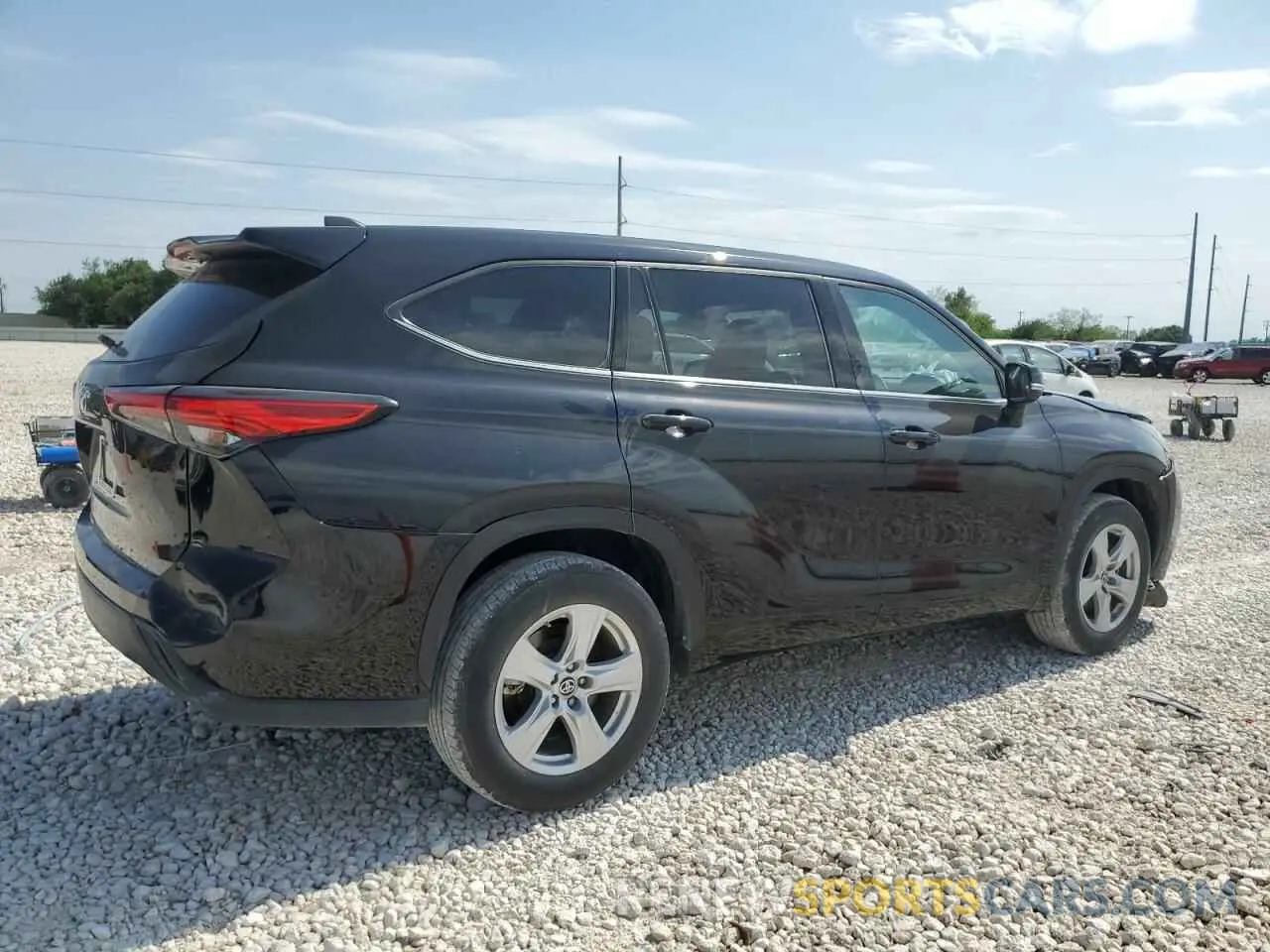 3 fotografías del automóvil dañado 5TDCZRAH3MS076472 TOYOTA HIGHLANDER 2021