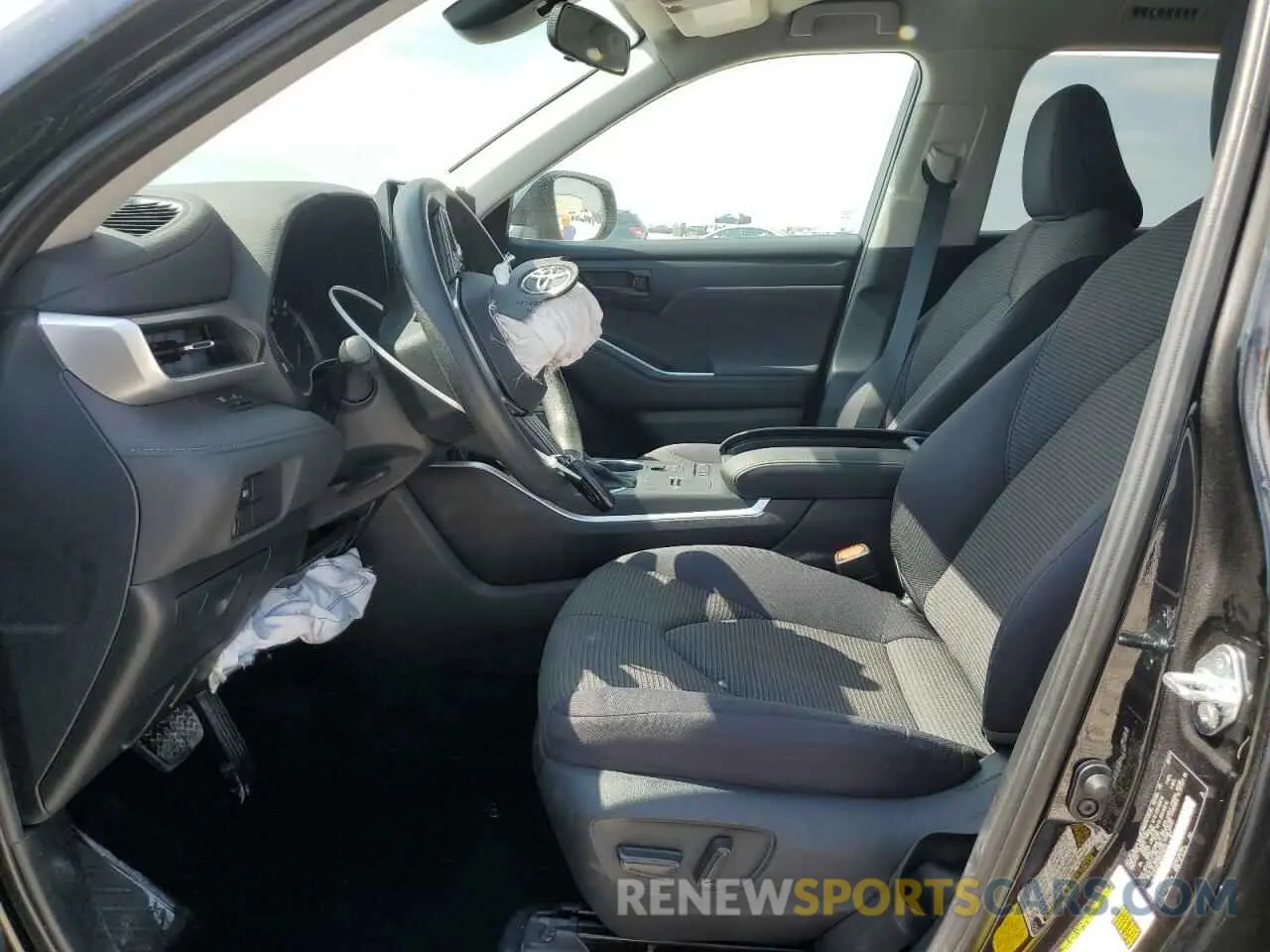 7 fotografías del automóvil dañado 5TDCZRAH3MS076472 TOYOTA HIGHLANDER 2021