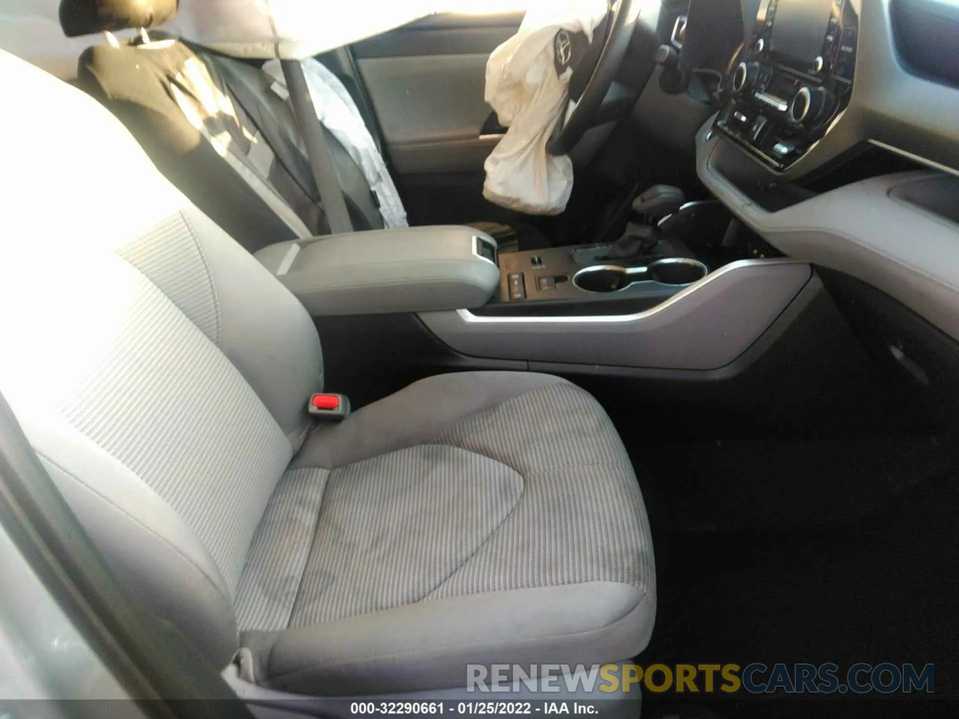 5 fotografías del automóvil dañado 5TDCZRAH6MS046673 TOYOTA HIGHLANDER 2021