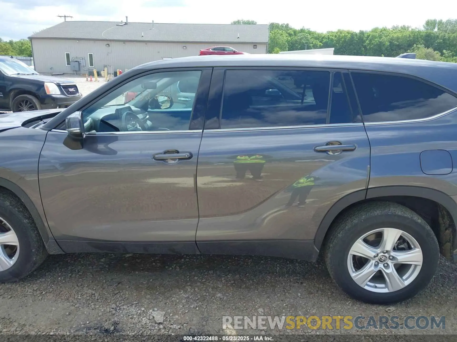 14 fotografías del automóvil dañado 5TDCZRAH6MS538197 TOYOTA HIGHLANDER 2021