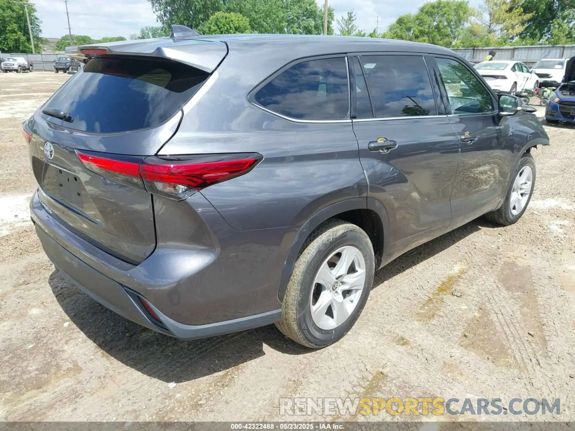4 fotografías del automóvil dañado 5TDCZRAH6MS538197 TOYOTA HIGHLANDER 2021