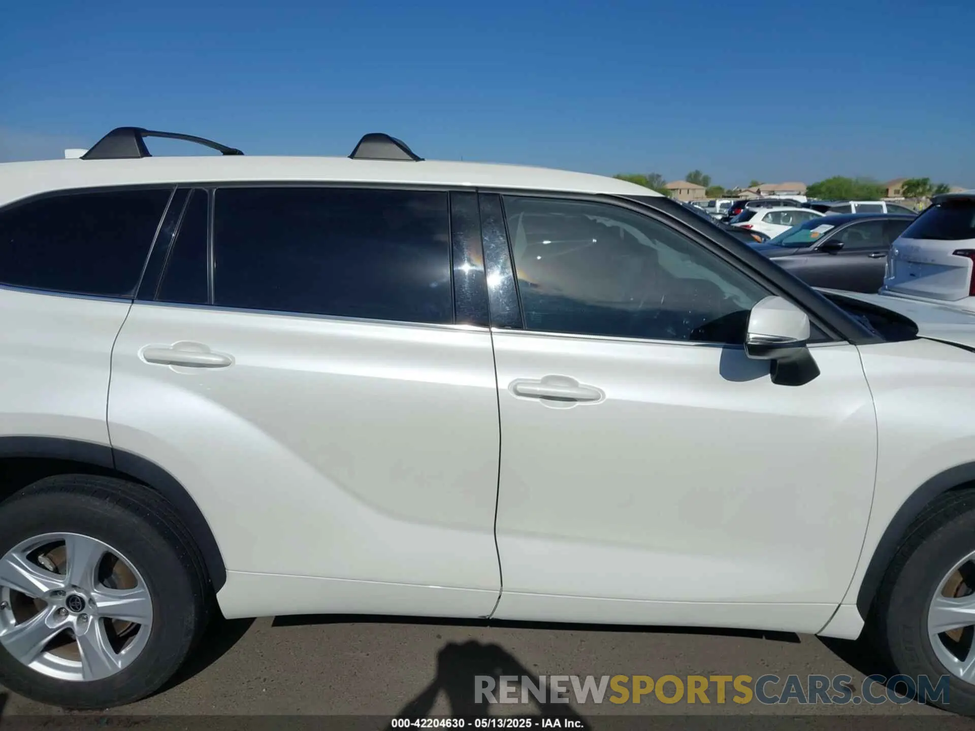 13 fotografías del automóvil dañado 5TDCZRAH7MS064535 TOYOTA HIGHLANDER 2021