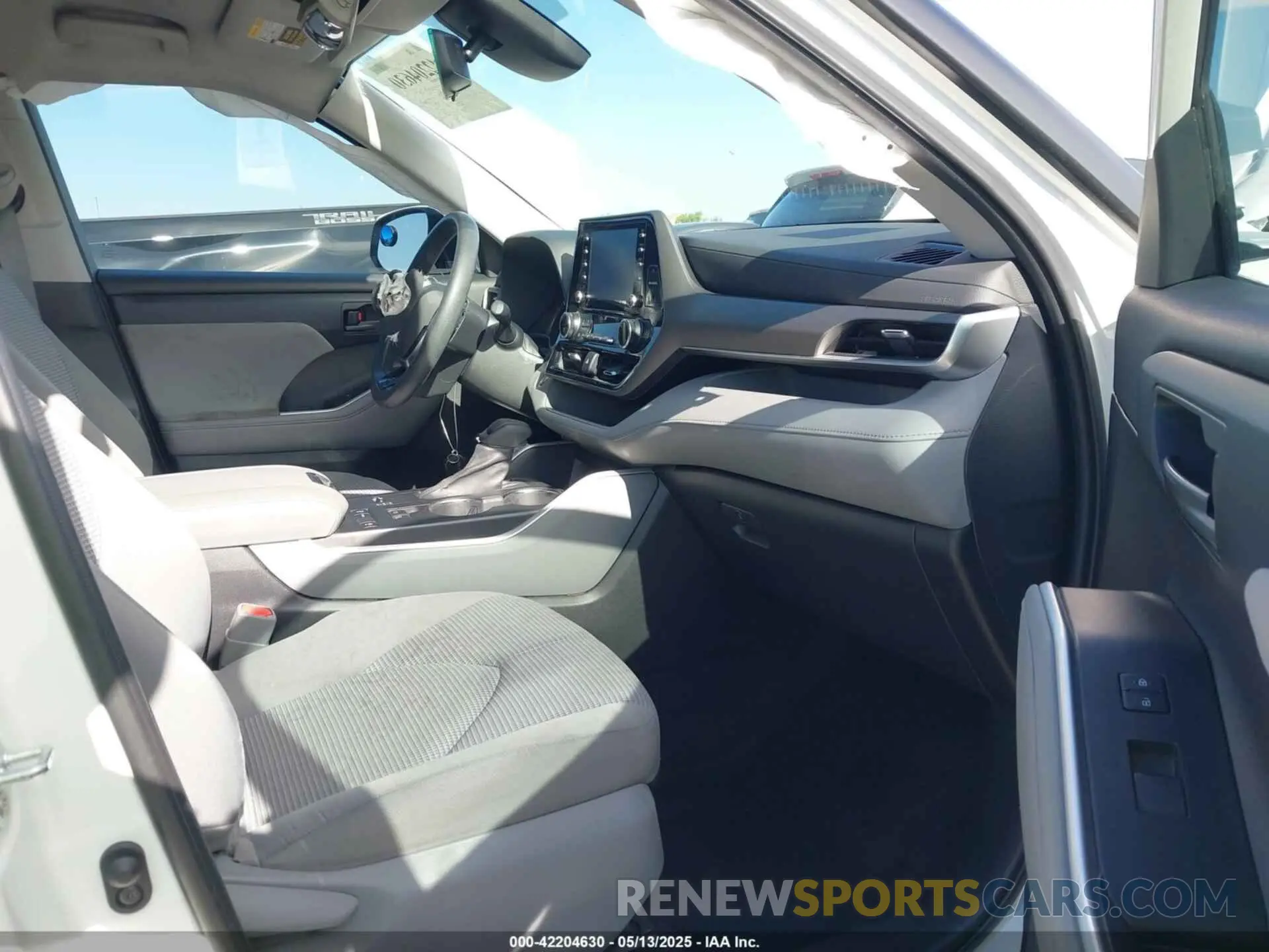 5 fotografías del automóvil dañado 5TDCZRAH7MS064535 TOYOTA HIGHLANDER 2021