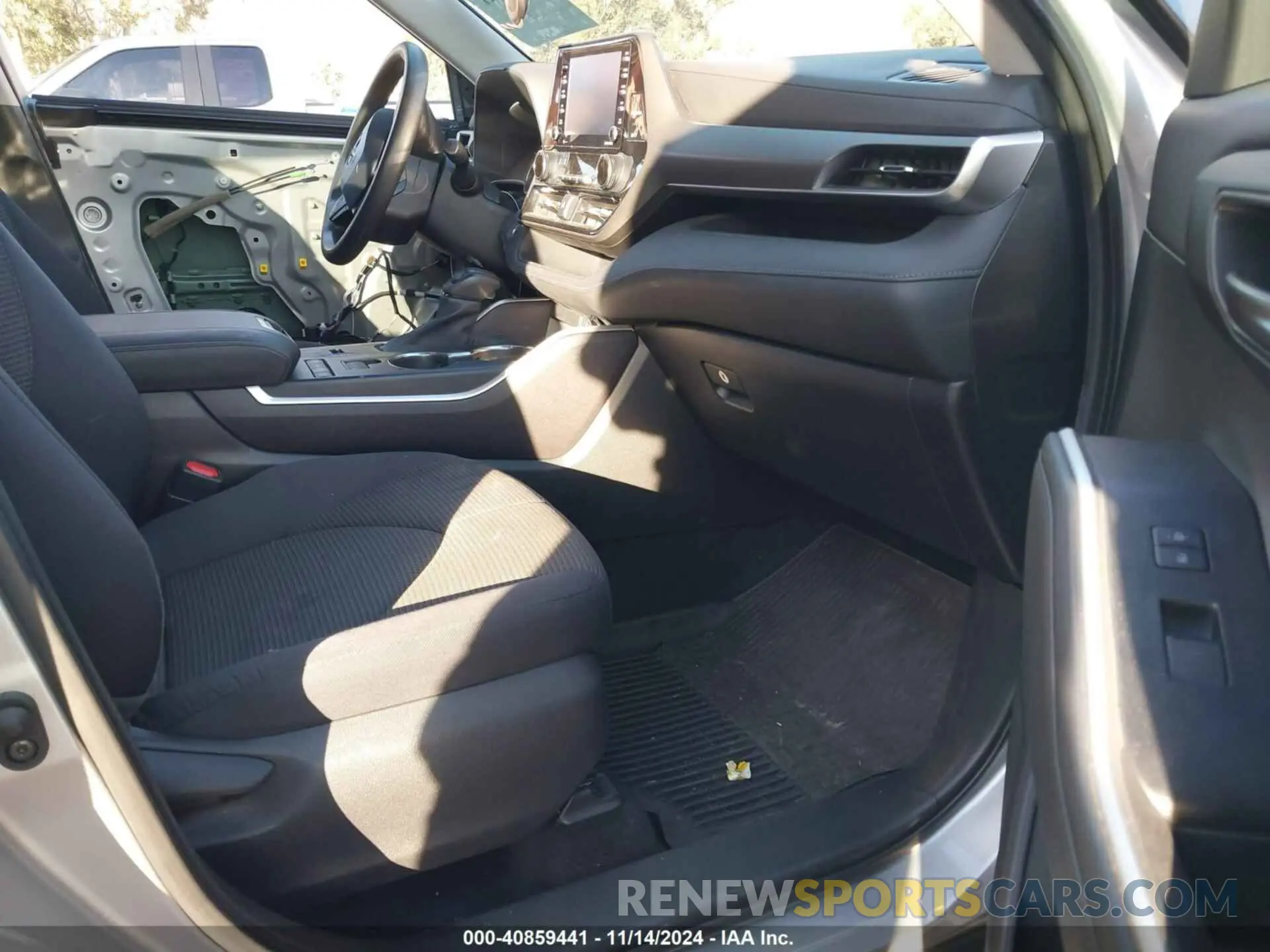 5 fotografías del automóvil dañado 5TDCZRAH7MS535969 TOYOTA HIGHLANDER 2021