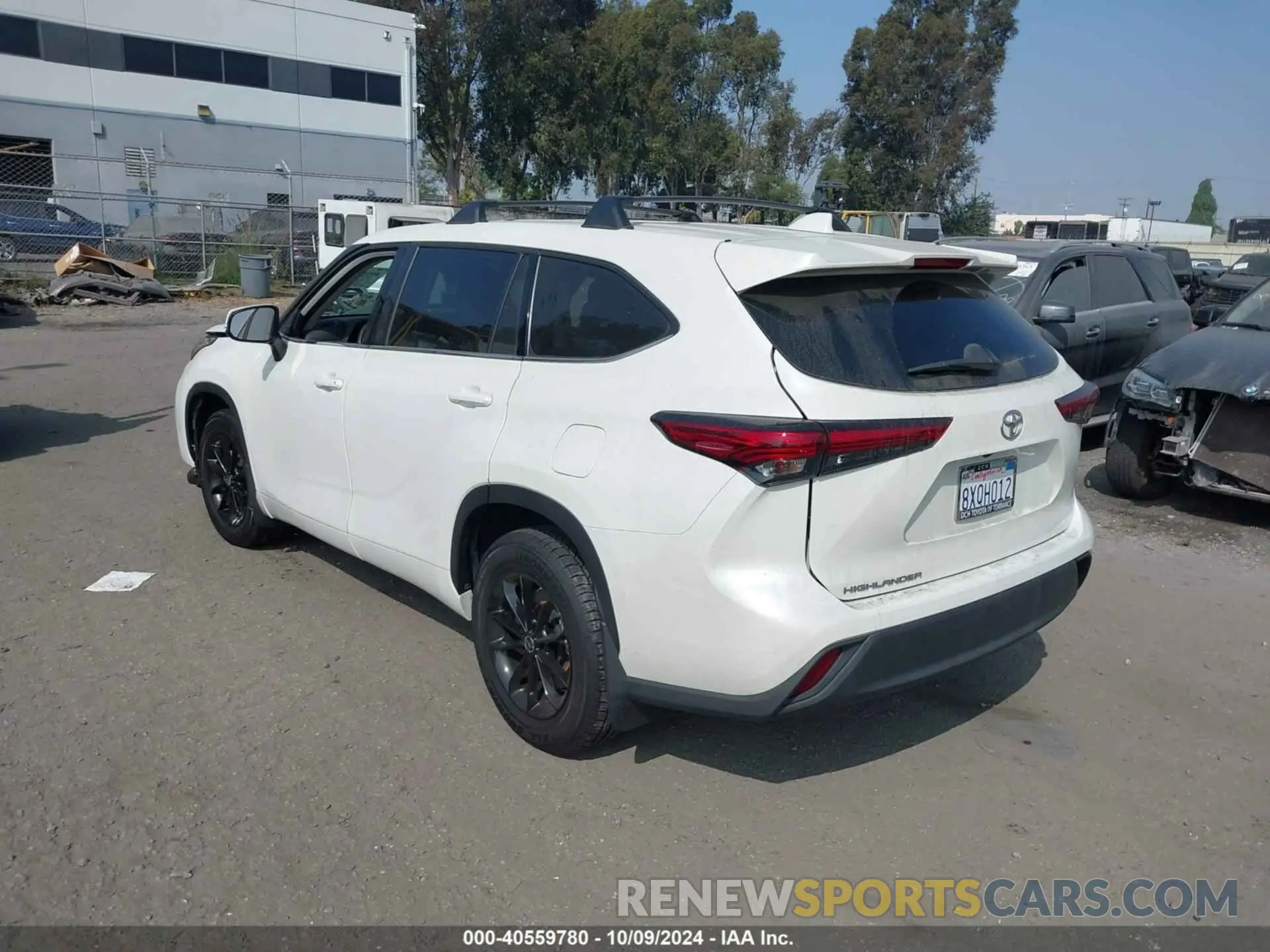 3 fotografías del automóvil dañado 5TDCZRAH8MS078511 TOYOTA HIGHLANDER 2021