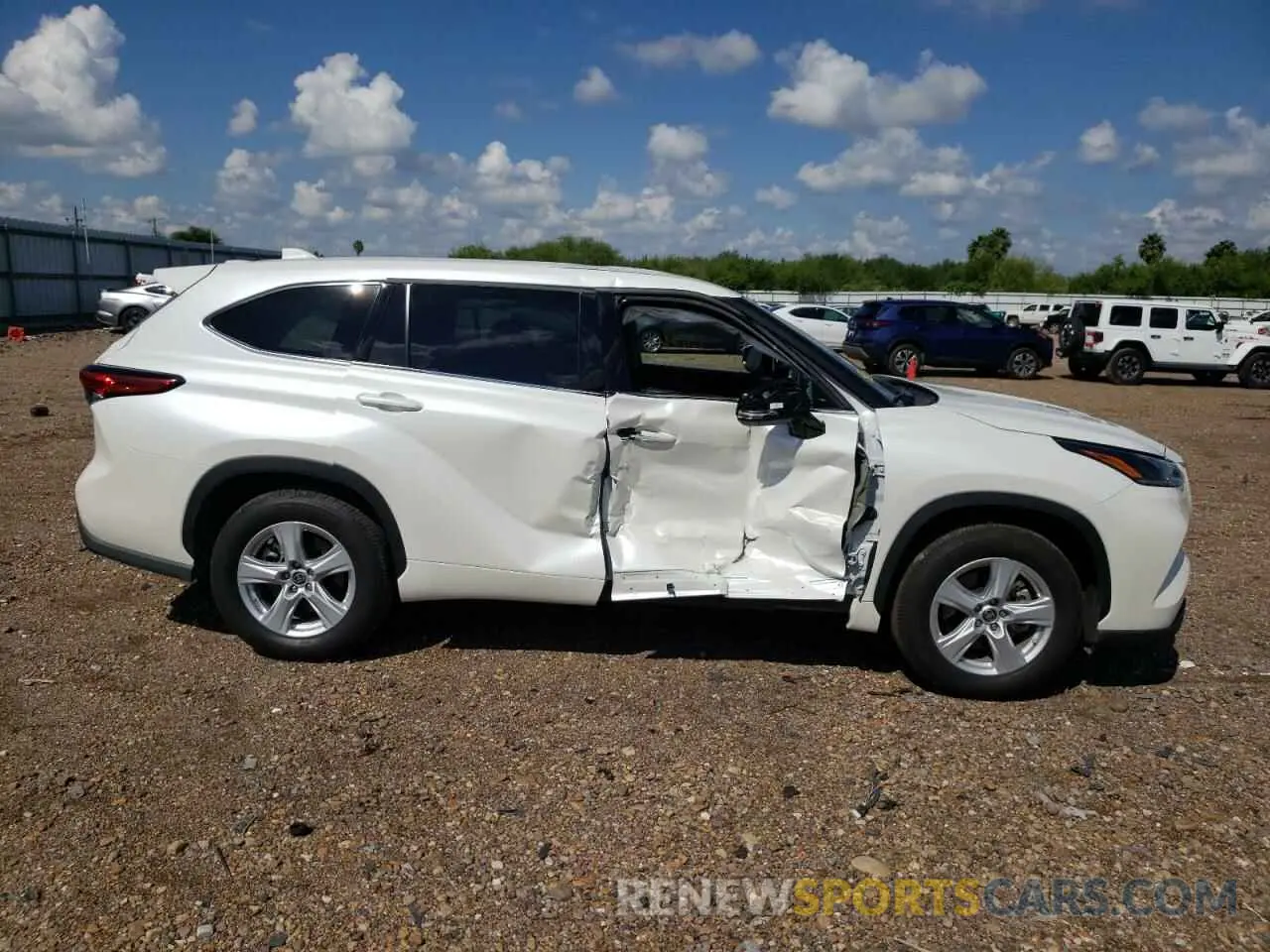 9 fotografías del automóvil dañado 5TDCZRAH8MS529632 TOYOTA HIGHLANDER 2021