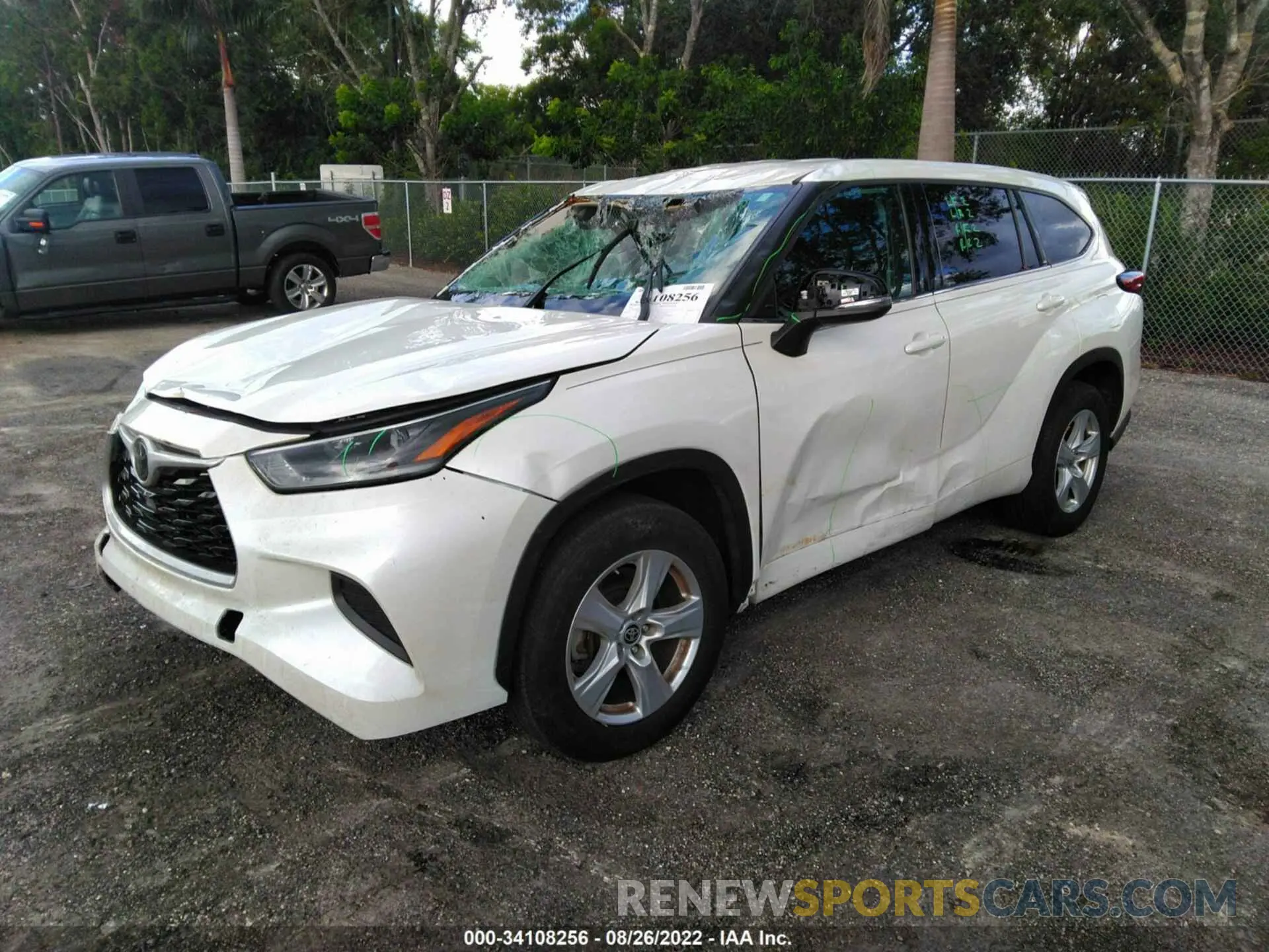 2 fotografías del automóvil dañado 5TDCZRAHXMS043906 TOYOTA HIGHLANDER 2021