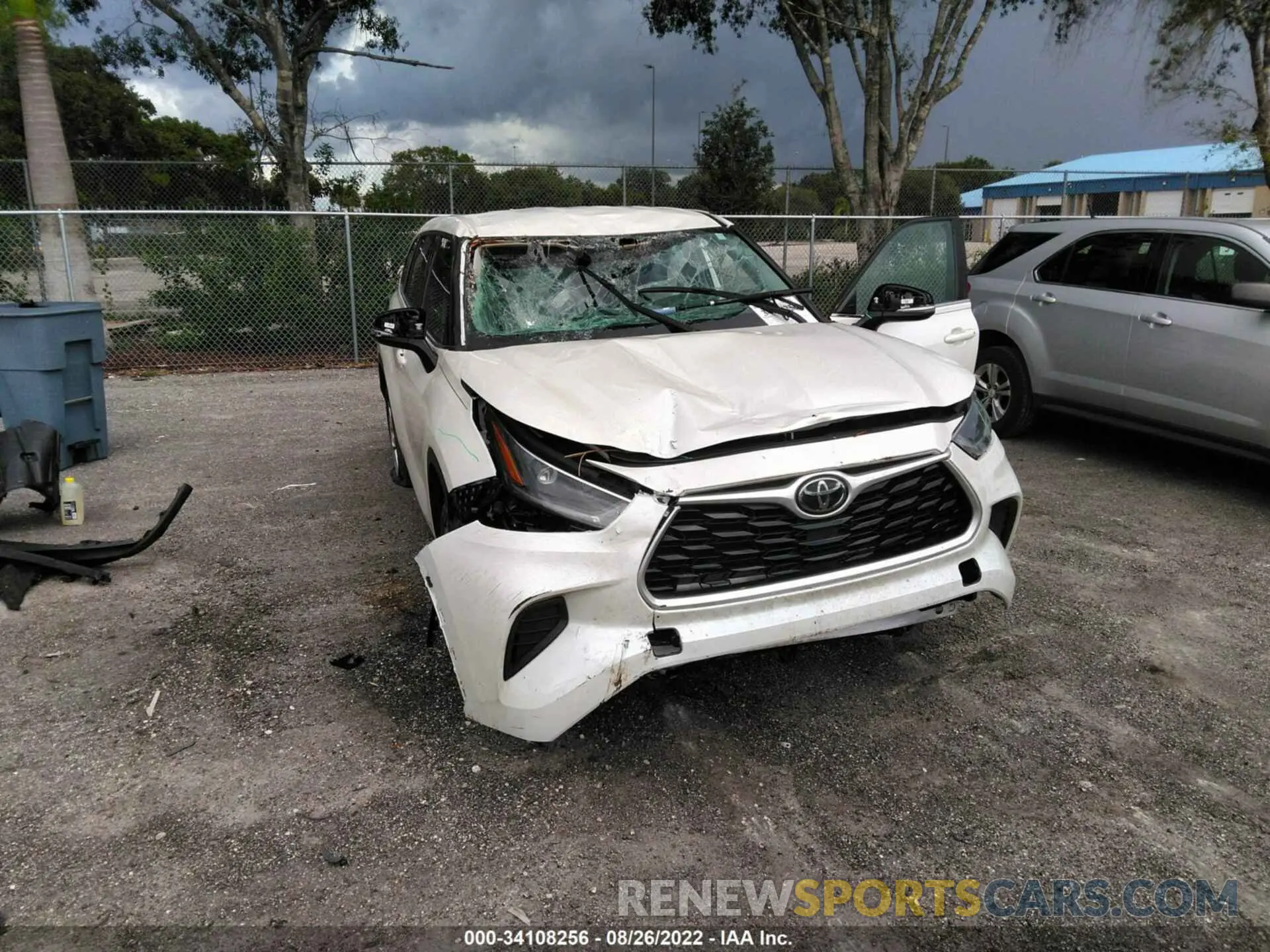 6 fotografías del automóvil dañado 5TDCZRAHXMS043906 TOYOTA HIGHLANDER 2021