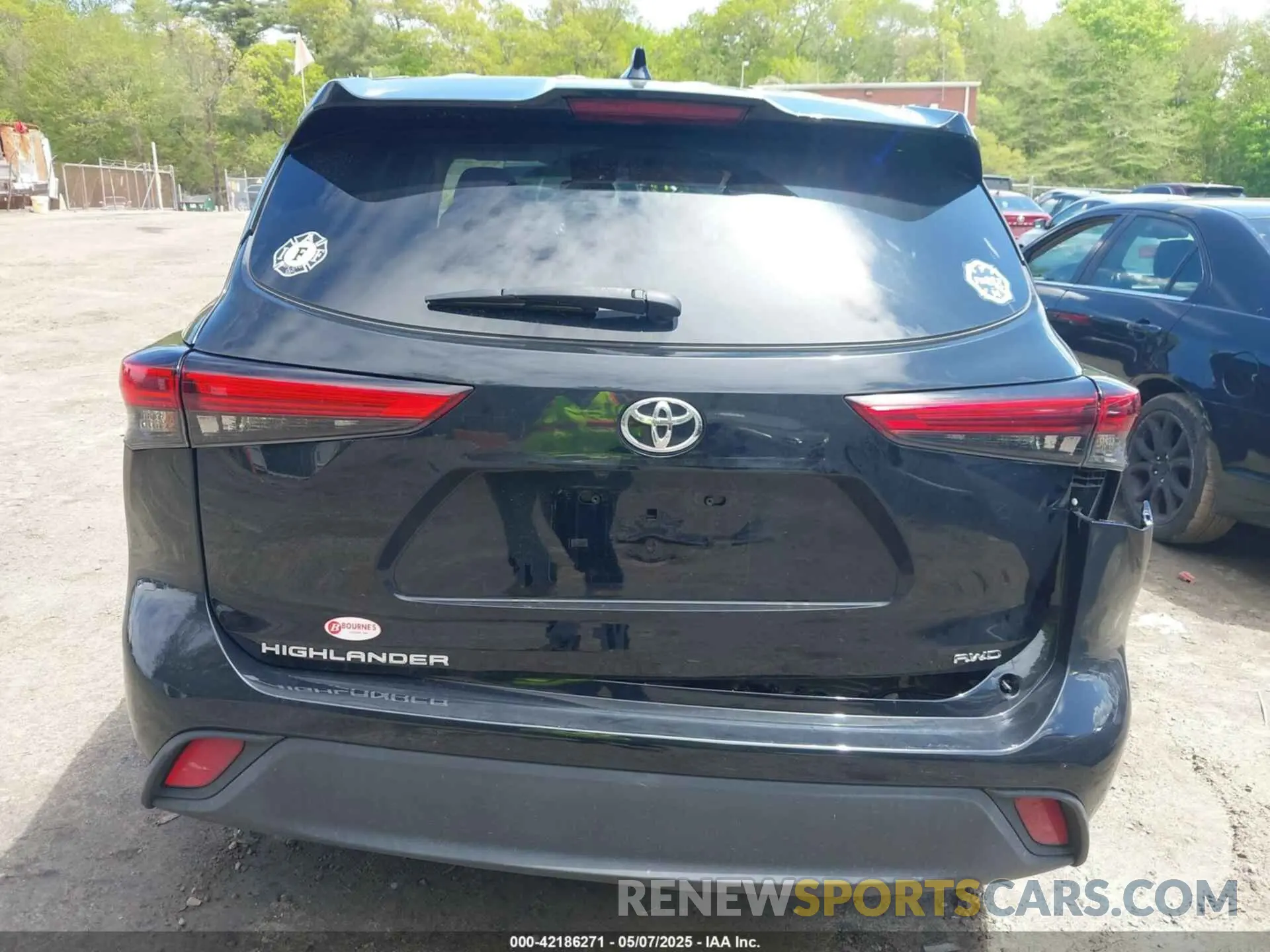 16 fotografías del automóvil dañado 5TDCZRBH5MS138002 TOYOTA HIGHLANDER 2021