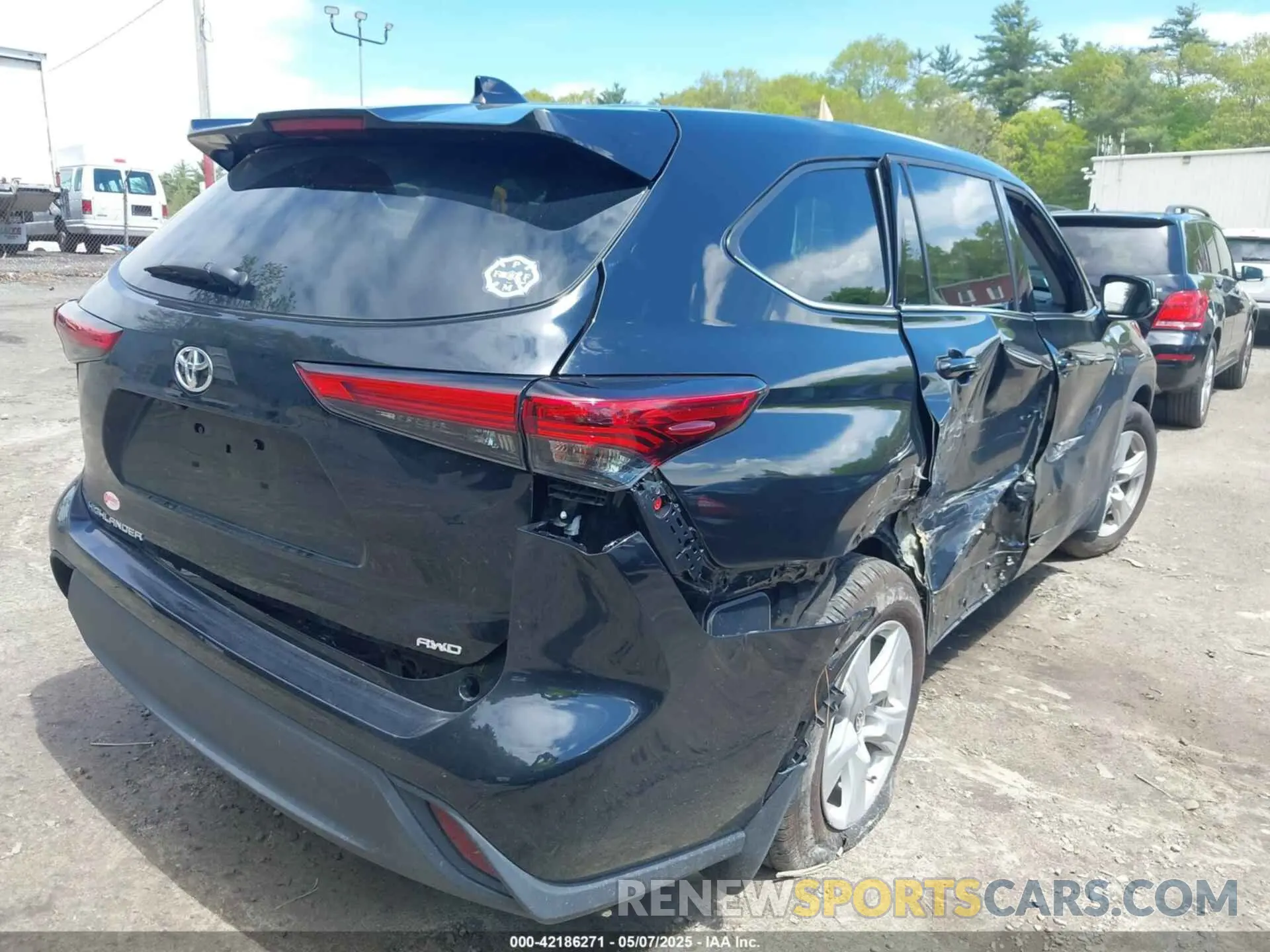 4 fotografías del automóvil dañado 5TDCZRBH5MS138002 TOYOTA HIGHLANDER 2021