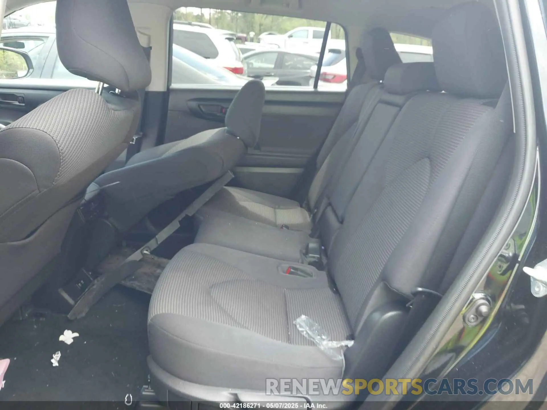 8 fotografías del automóvil dañado 5TDCZRBH5MS138002 TOYOTA HIGHLANDER 2021