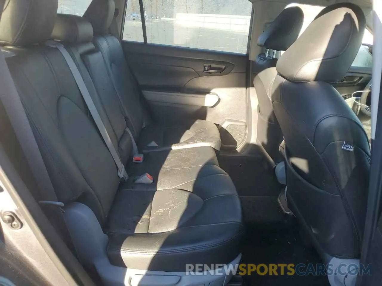 11 fotografías del automóvil dañado 5TDCZRBH5MS555345 TOYOTA HIGHLANDER 2021