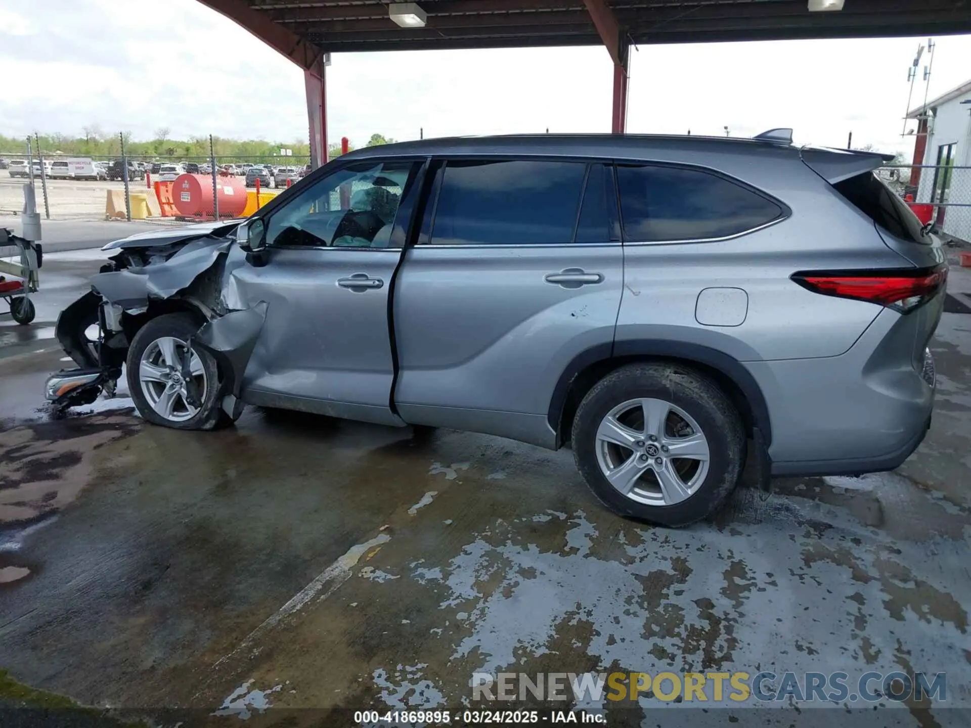 14 fotografías del automóvil dañado 5TDCZRBH9MS543232 TOYOTA HIGHLANDER 2021
