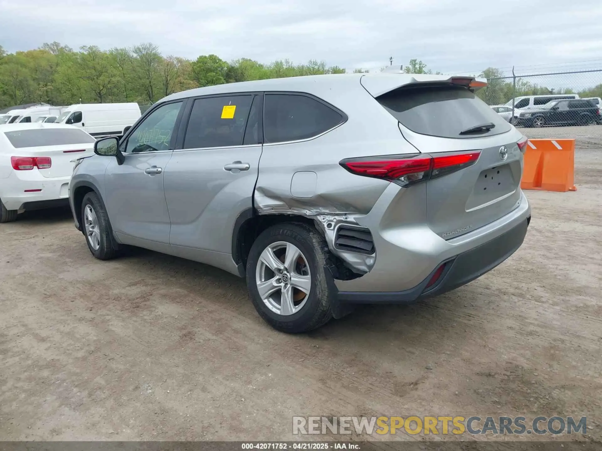 3 fotografías del automóvil dañado 5TDCZRBHXMS072546 TOYOTA HIGHLANDER 2021