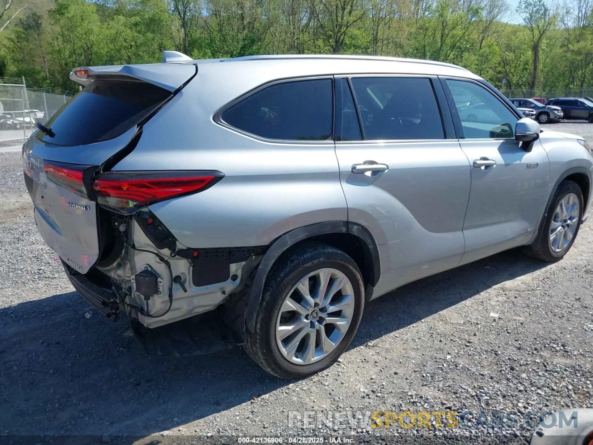 4 fotografías del automóvil dañado 5TDDBRCH4MS018716 TOYOTA HIGHLANDER 2021