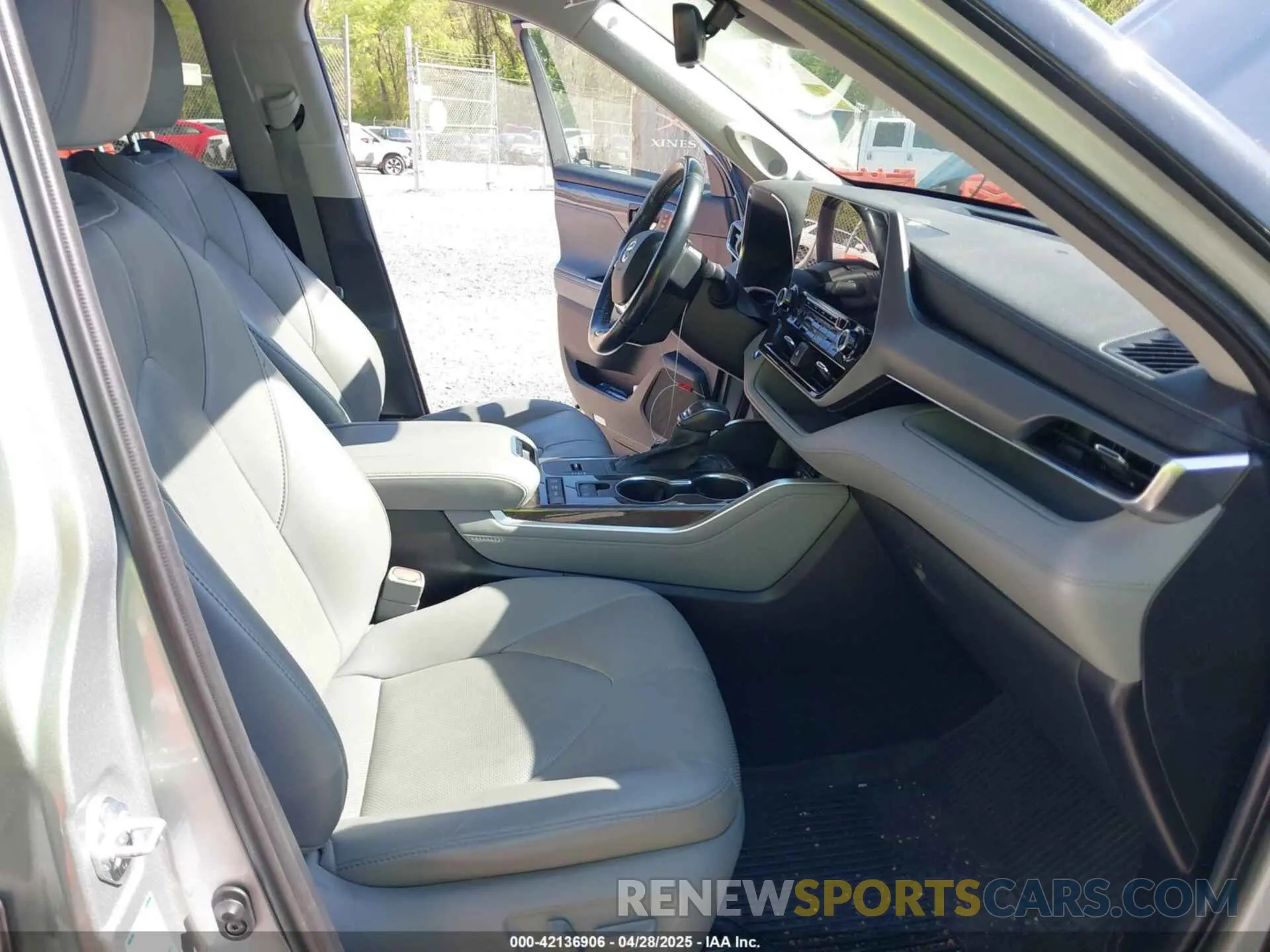 5 fotografías del automóvil dañado 5TDDBRCH4MS018716 TOYOTA HIGHLANDER 2021