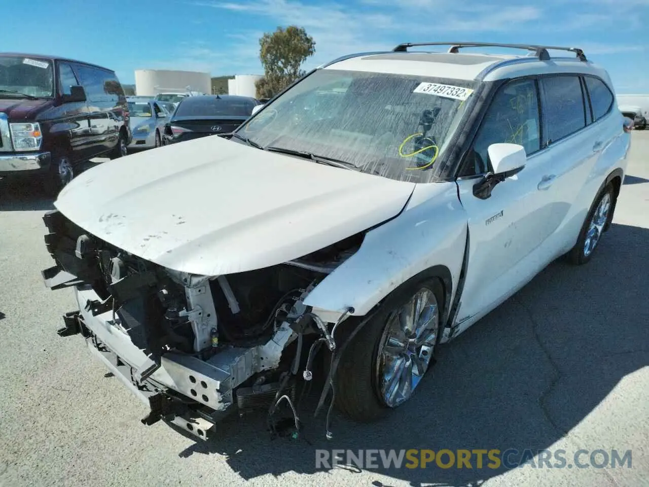 2 fotografías del automóvil dañado 5TDDBRCH8MS523190 TOYOTA HIGHLANDER 2021