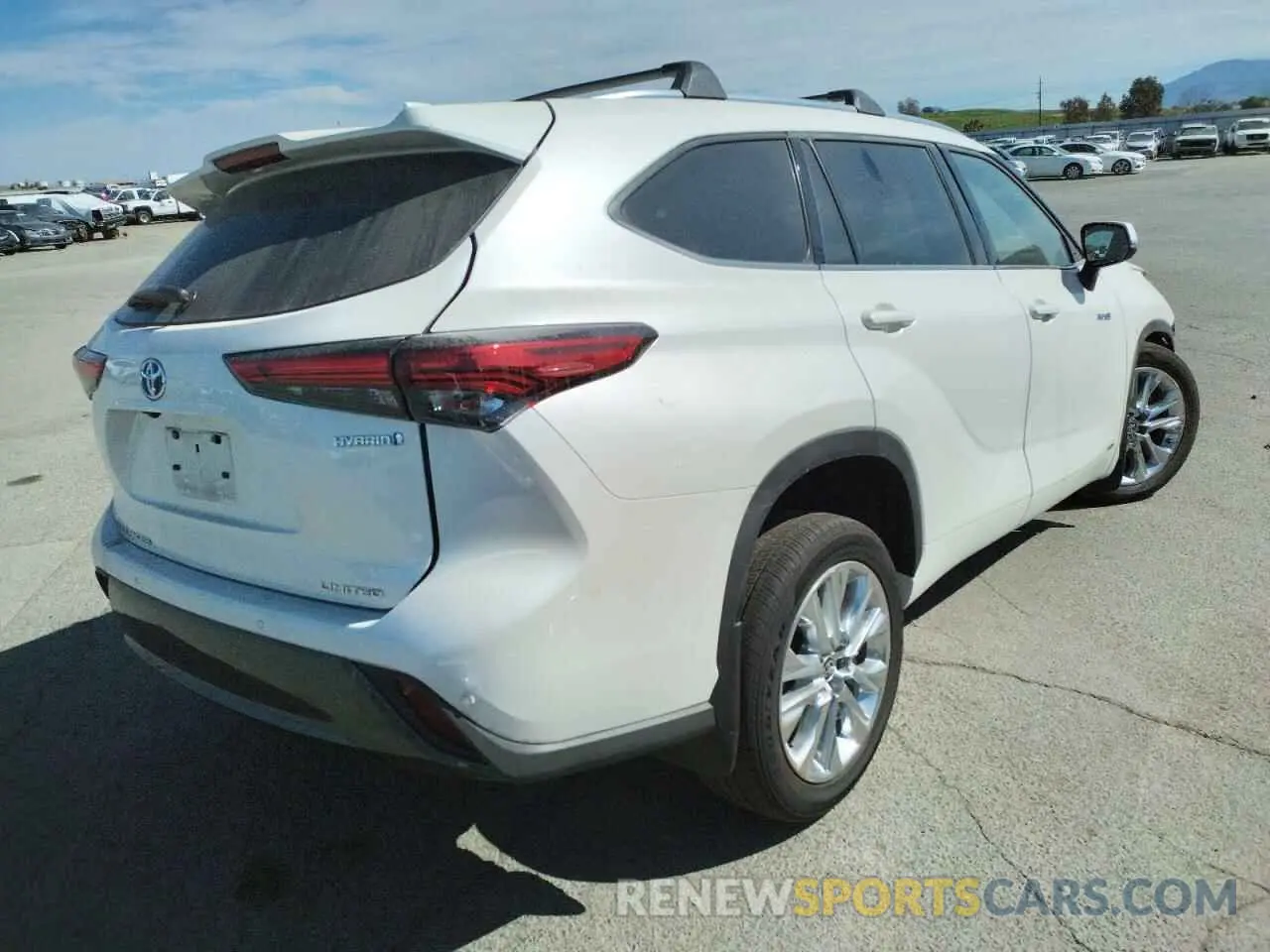 4 fotografías del automóvil dañado 5TDDBRCH8MS523190 TOYOTA HIGHLANDER 2021