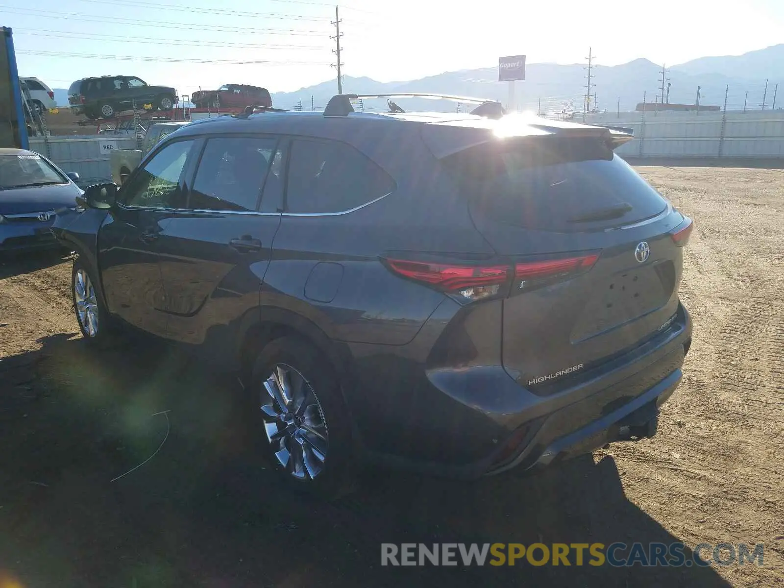 3 fotografías del automóvil dañado 5TDDZRBH2MS535042 TOYOTA HIGHLANDER 2021