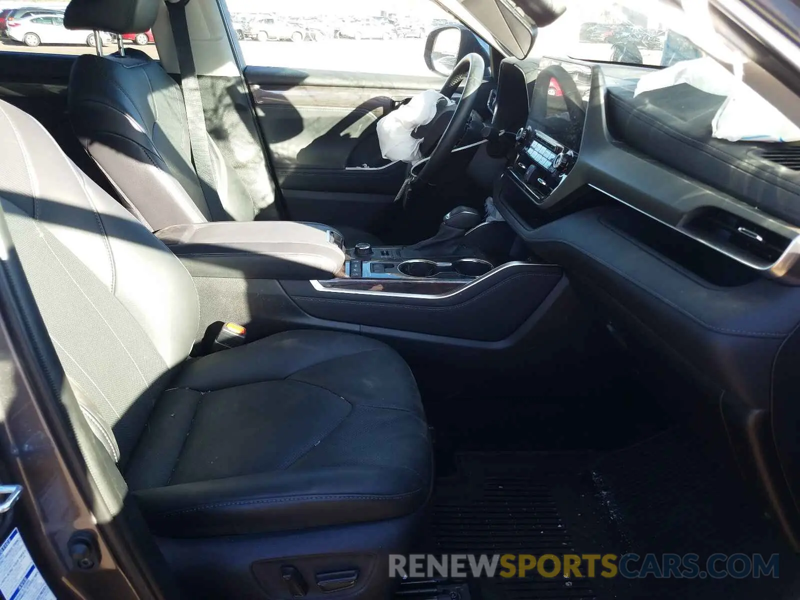 5 fotografías del automóvil dañado 5TDDZRBH2MS535042 TOYOTA HIGHLANDER 2021