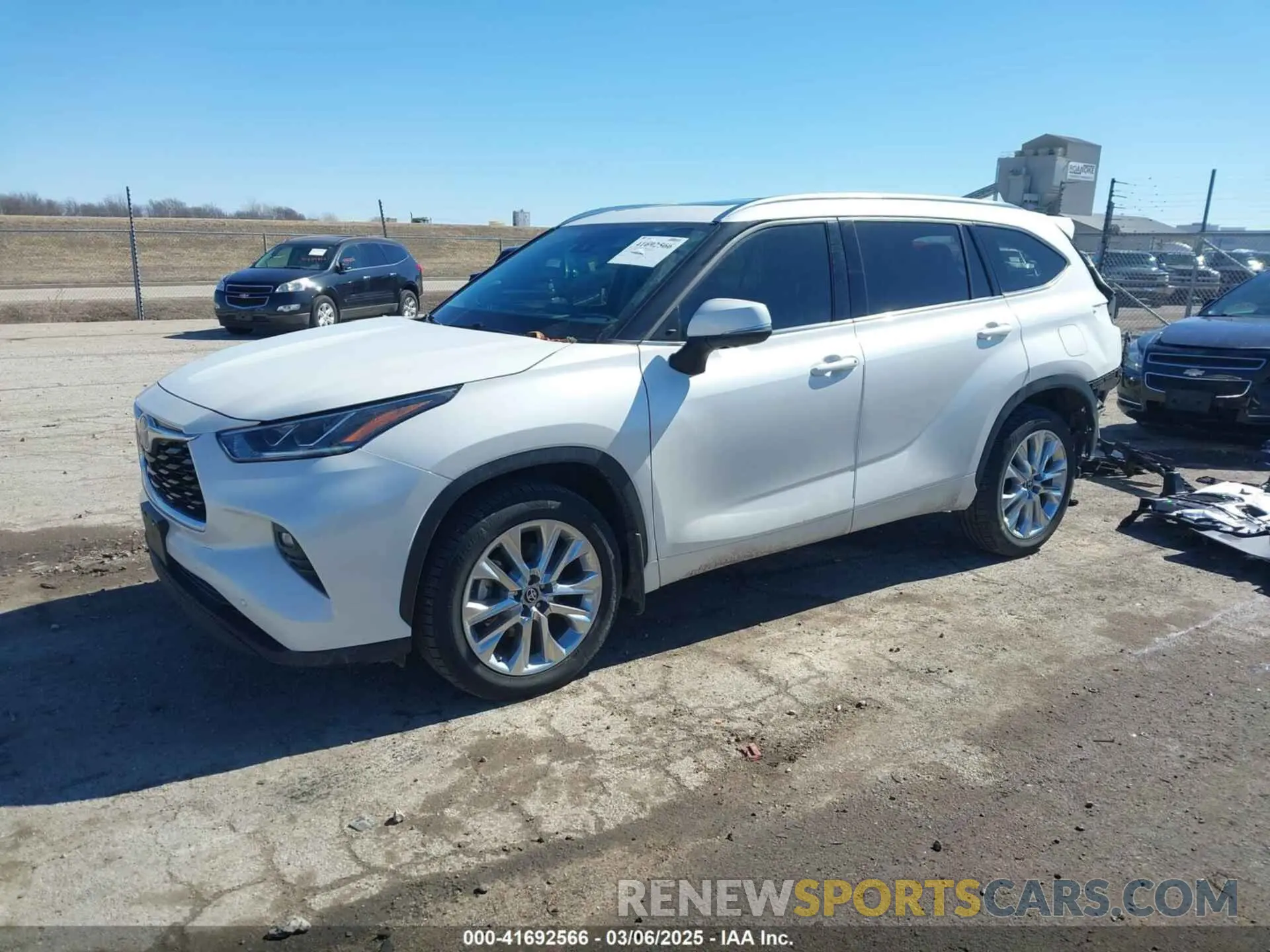 2 fotografías del automóvil dañado 5TDDZRBH2MS552987 TOYOTA HIGHLANDER 2021