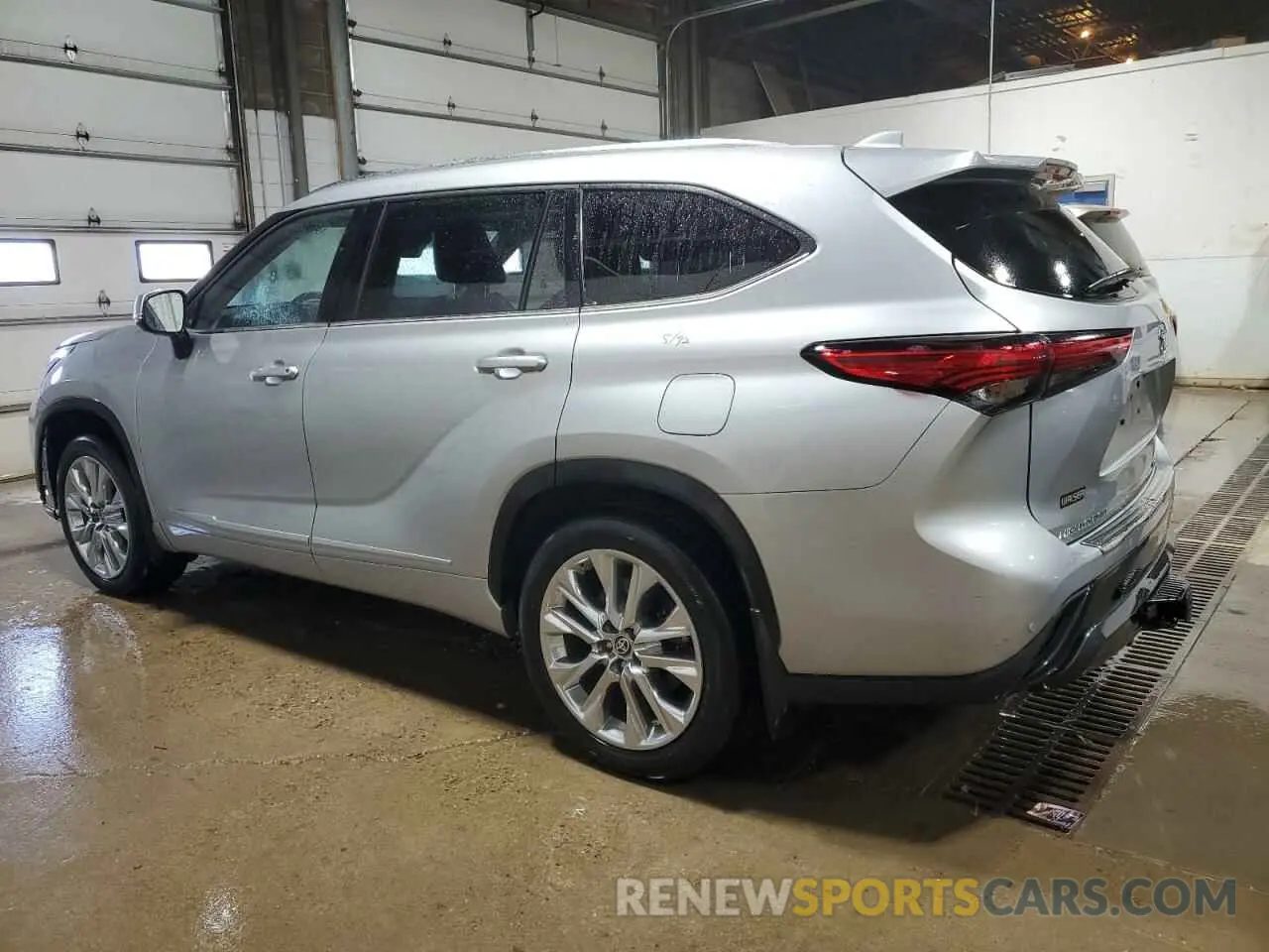 2 fotografías del automóvil dañado 5TDDZRBH5MS524911 TOYOTA HIGHLANDER 2021