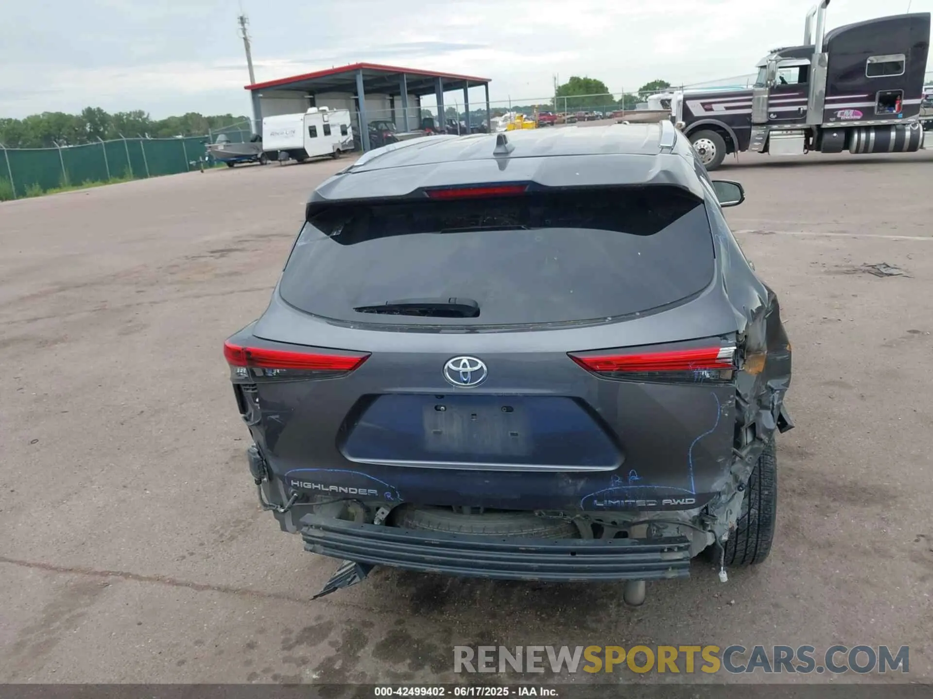 17 fotografías del automóvil dañado 5TDDZRBH9MS540657 TOYOTA HIGHLANDER 2021
