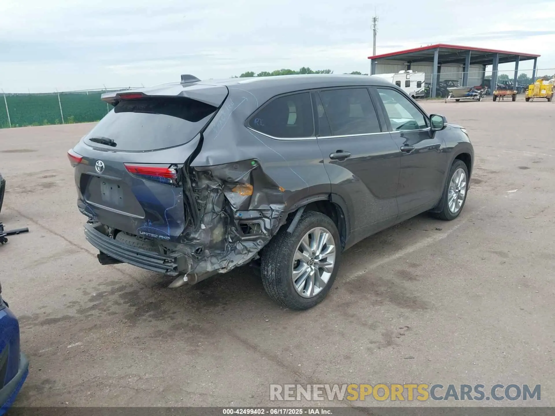 4 fotografías del automóvil dañado 5TDDZRBH9MS540657 TOYOTA HIGHLANDER 2021