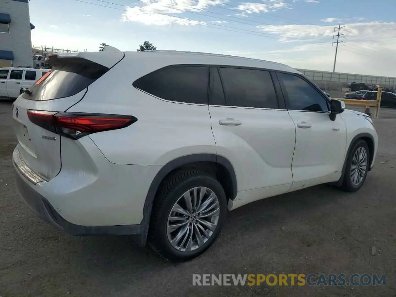 3 fotografías del automóvil dañado 5TDEBRCH0MS026056 TOYOTA HIGHLANDER 2021