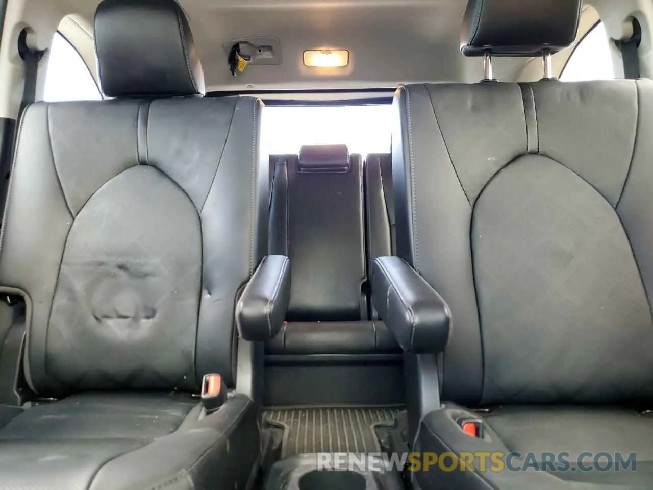 10 fotografías del automóvil dañado 5TDEBRCH0MS060921 TOYOTA HIGHLANDER 2021