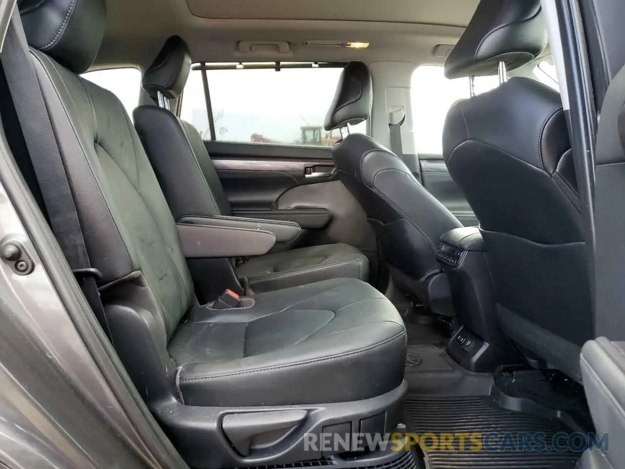 11 fotografías del automóvil dañado 5TDEBRCH0MS060921 TOYOTA HIGHLANDER 2021