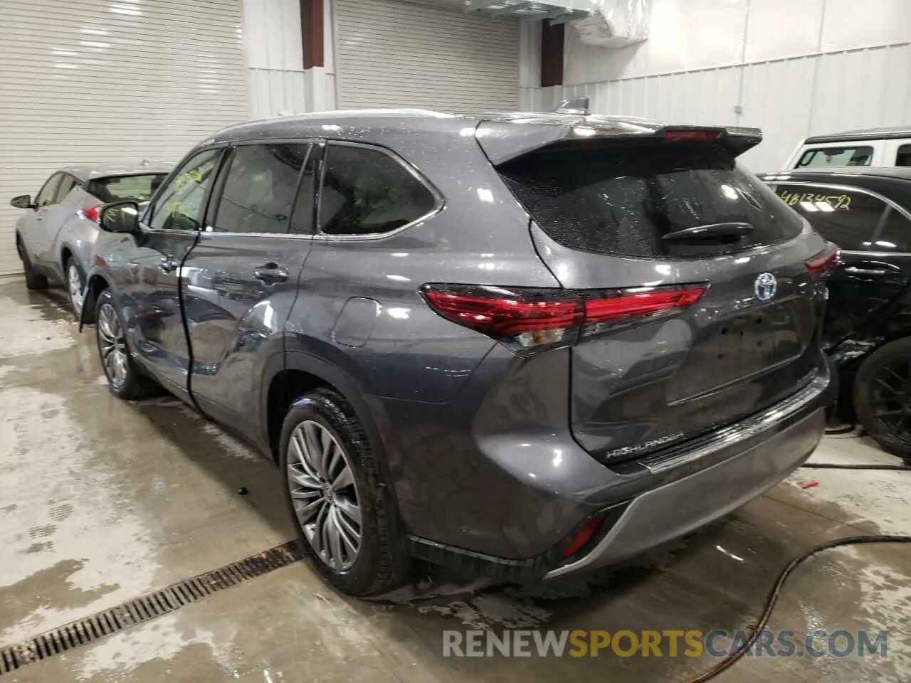 3 fotografías del automóvil dañado 5TDEBRCH2MS063450 TOYOTA HIGHLANDER 2021